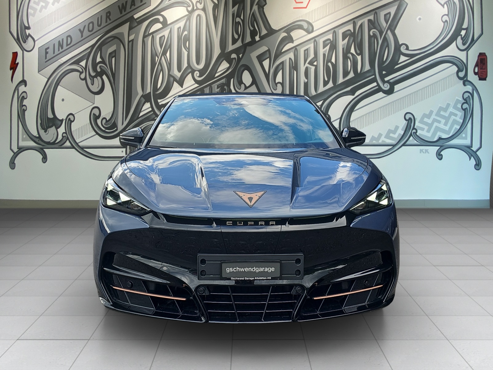 CUPRA Tavascan 77 kWh Edge 4D-image-1