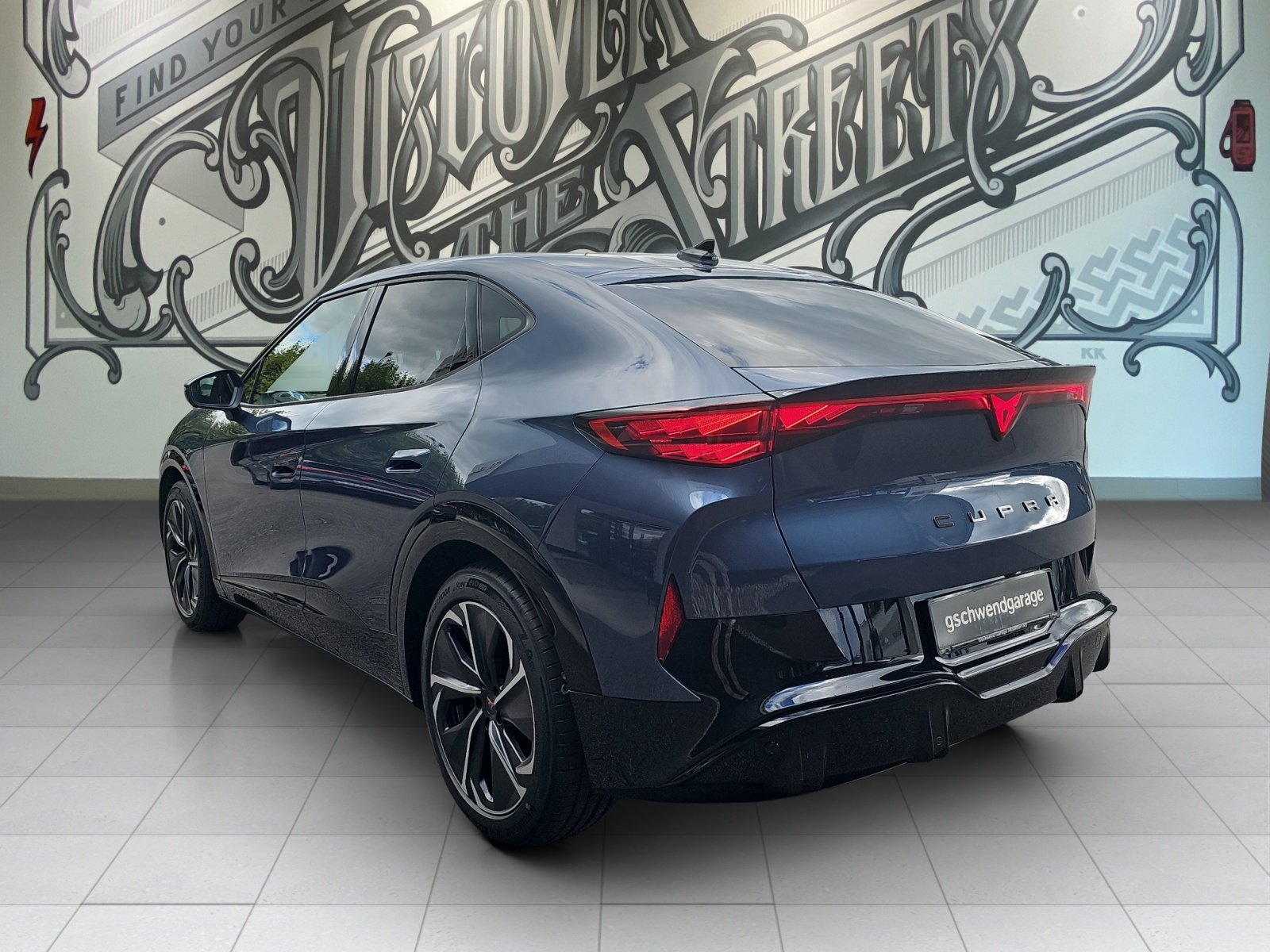 CUPRA Tavascan 77 kWh Edge 4D-image-3