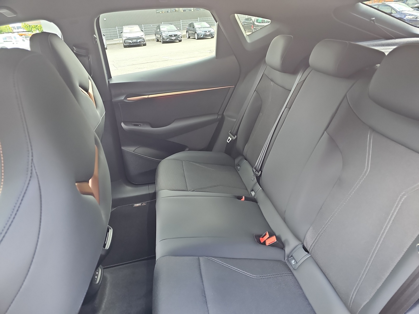 CUPRA Tavascan 77 kWh Edge 4D-image-12
