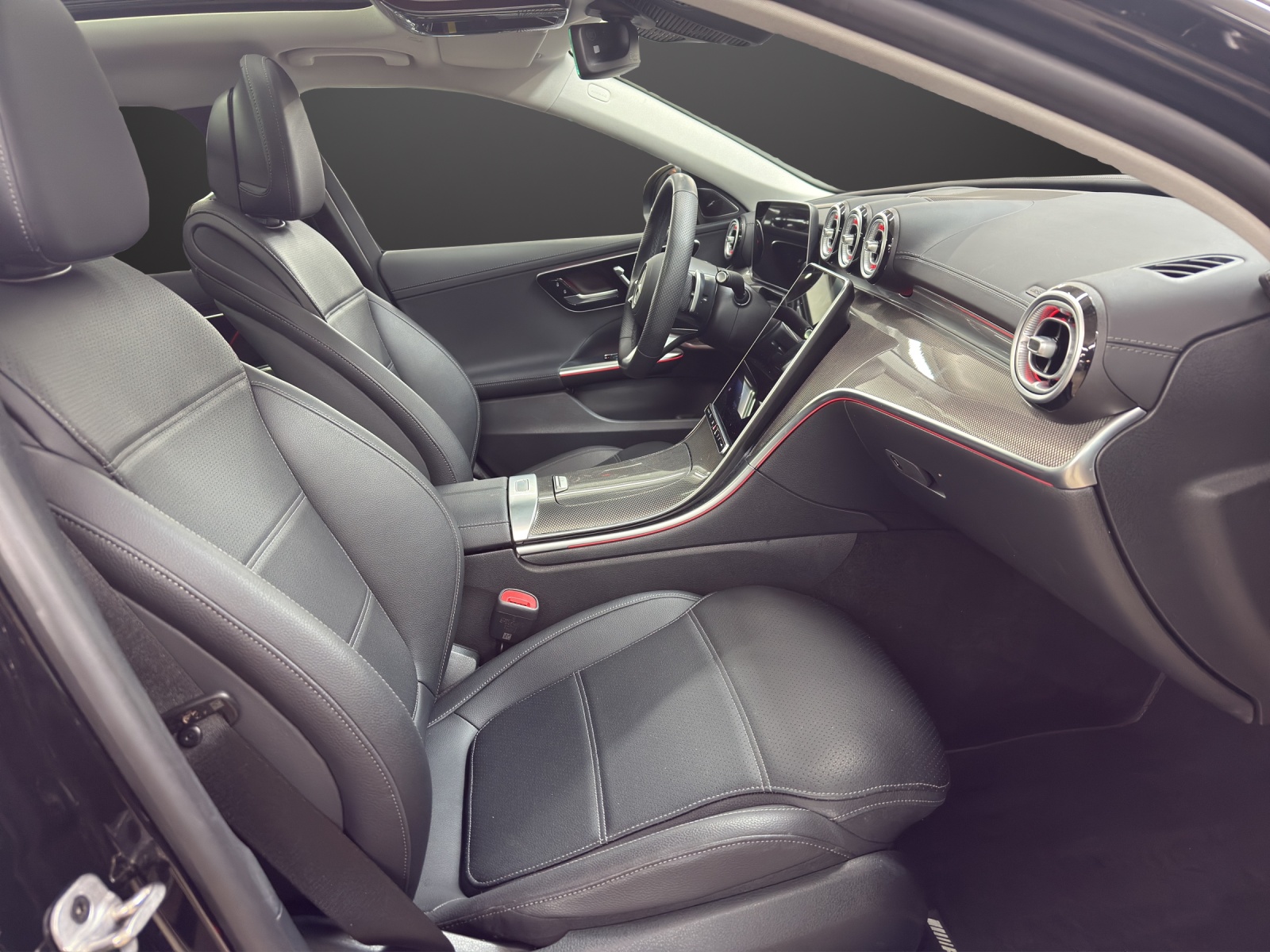 MERCEDES-BENZ C 200 T 4 Matic-image-11