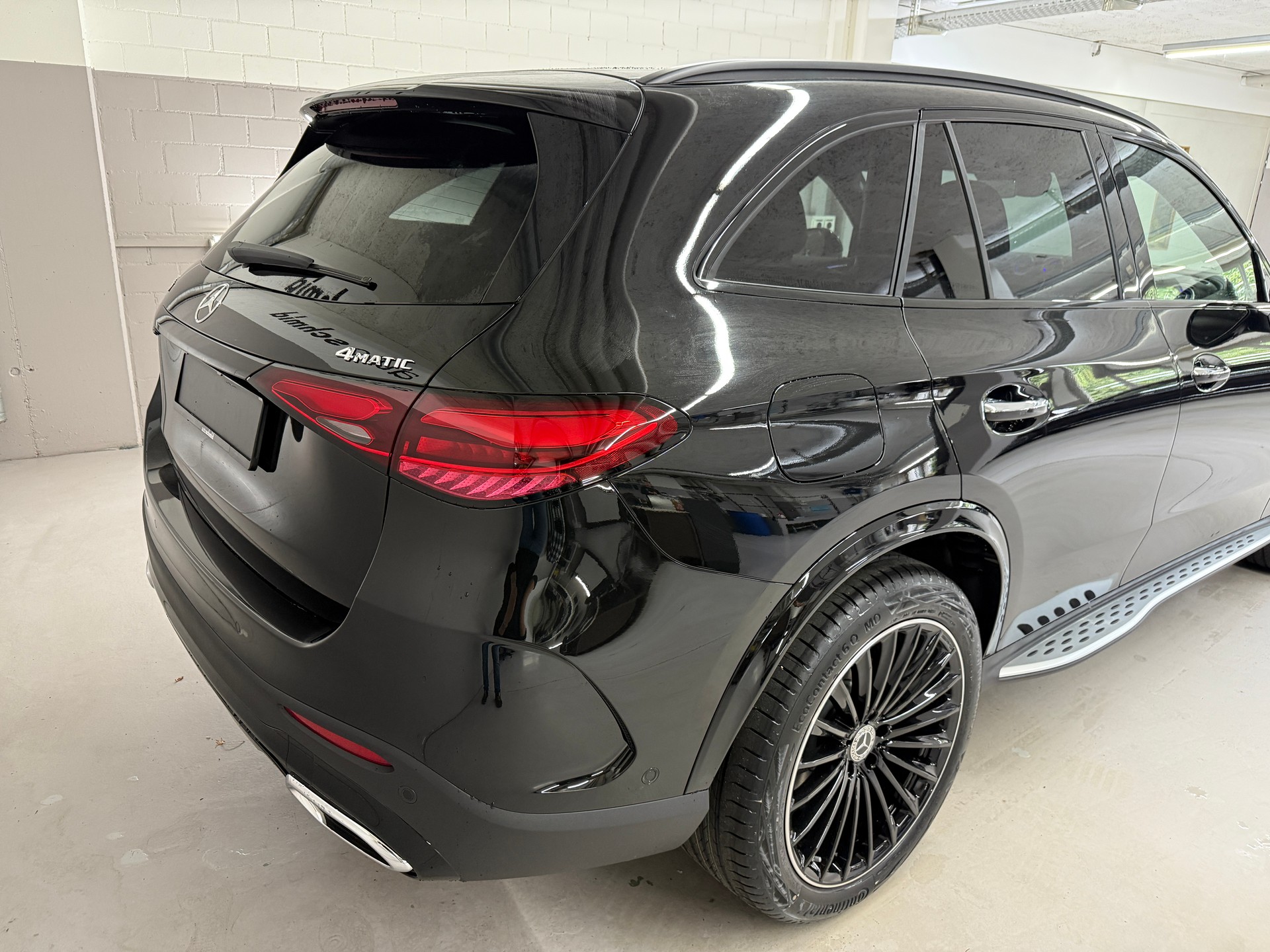 MERCEDES-BENZ GLC 300 4MATIC-image-5