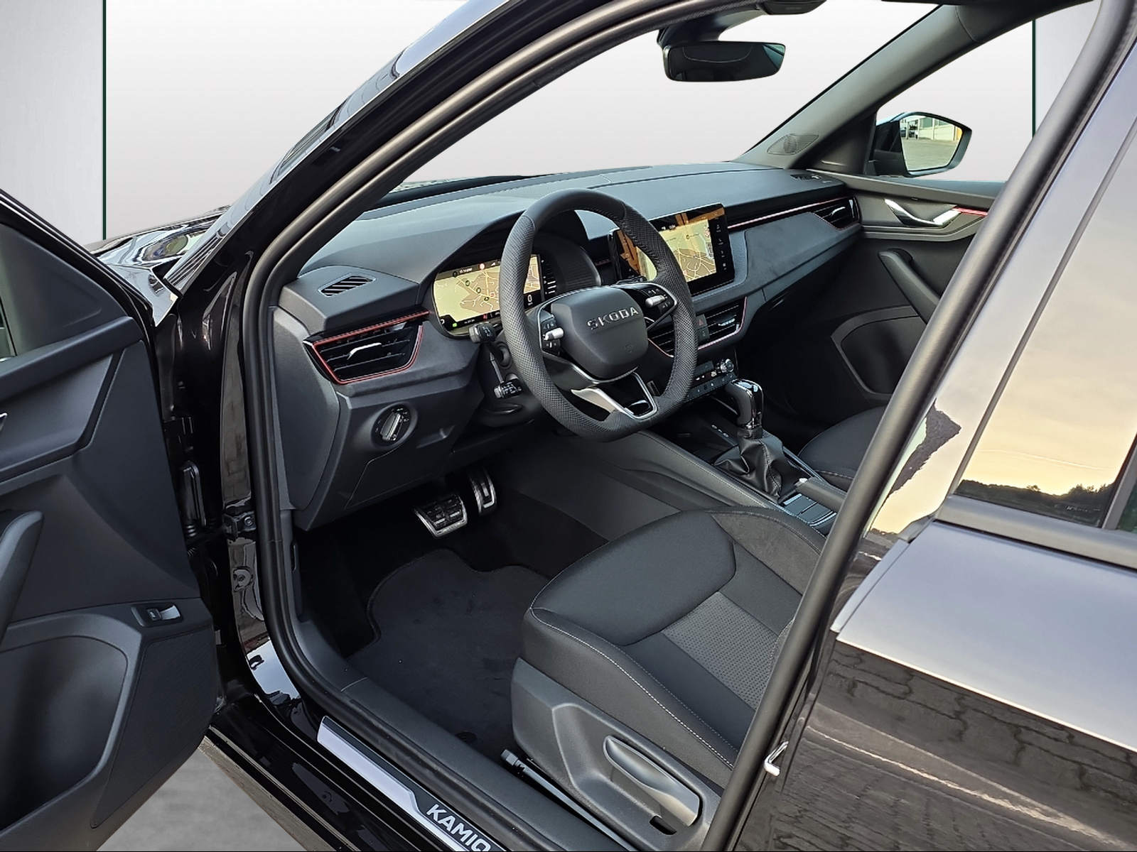 SKODA Kamiq 1.0 TSI Dynamic DSG-image-5