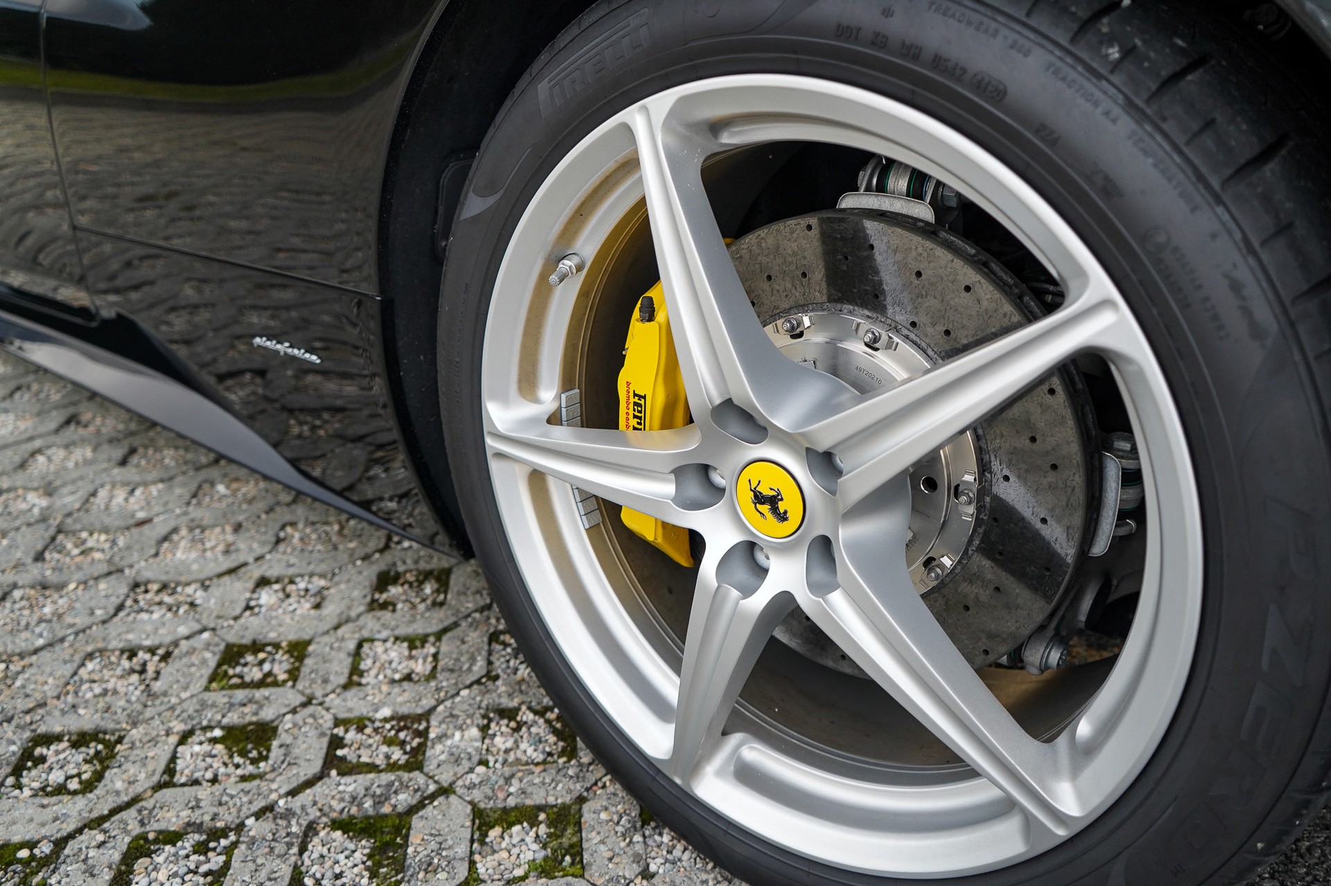 FERRARI 458 Spider Italia 4.5 V8-image-12