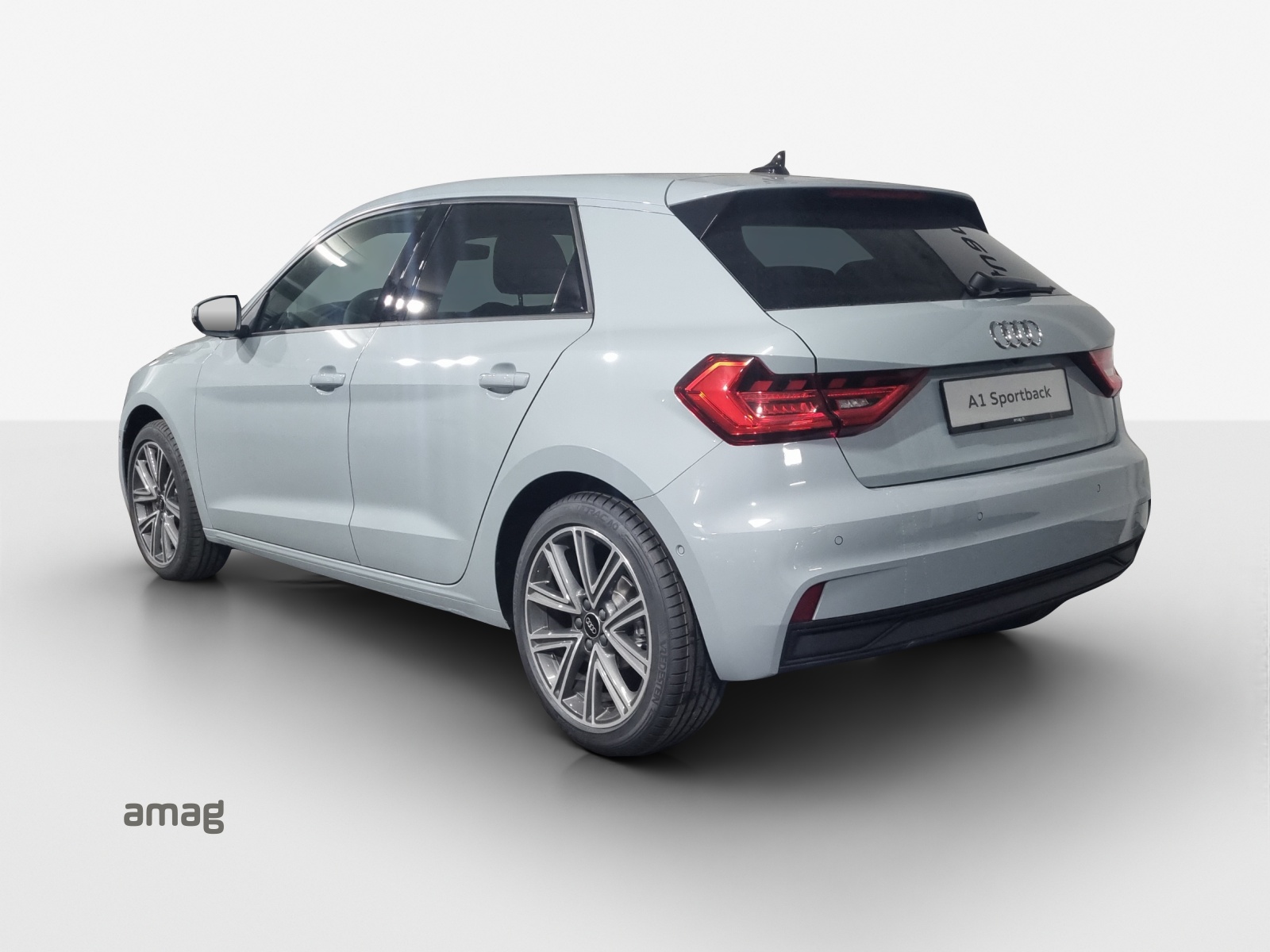 AUDI A1 Sportback 30 TFSI Attraction S-tronic-image-2