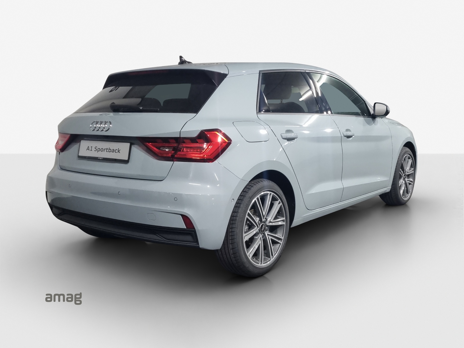 AUDI A1 Sportback 30 TFSI Attraction S-tronic-image-4