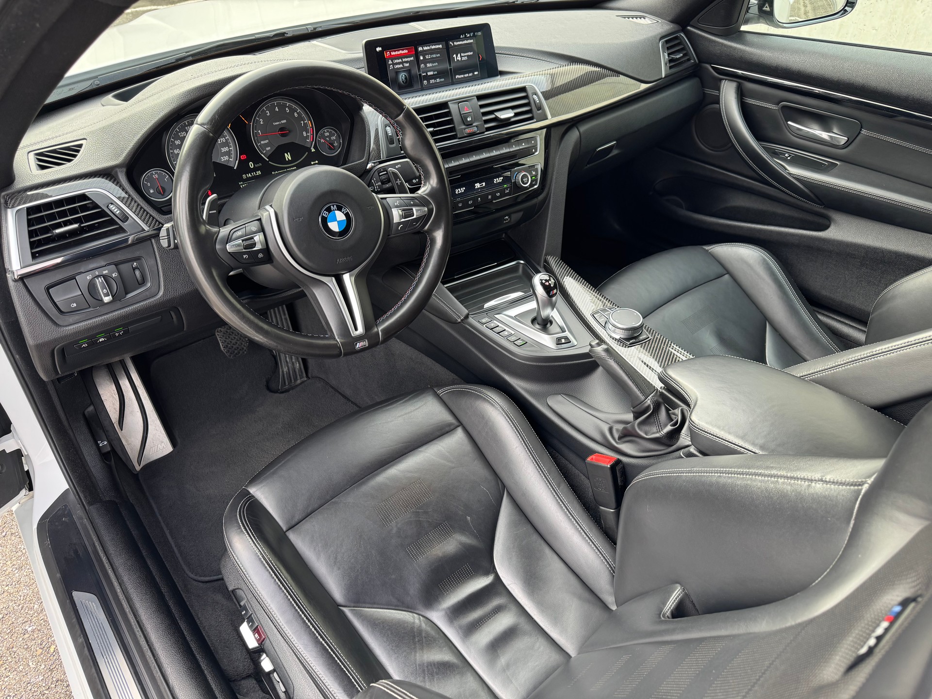 BMW M4 Coupé Competition DKG-image-9