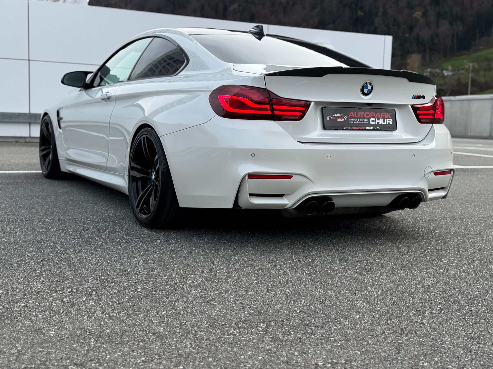BMW M4 Coupé Competition DKG-image-2