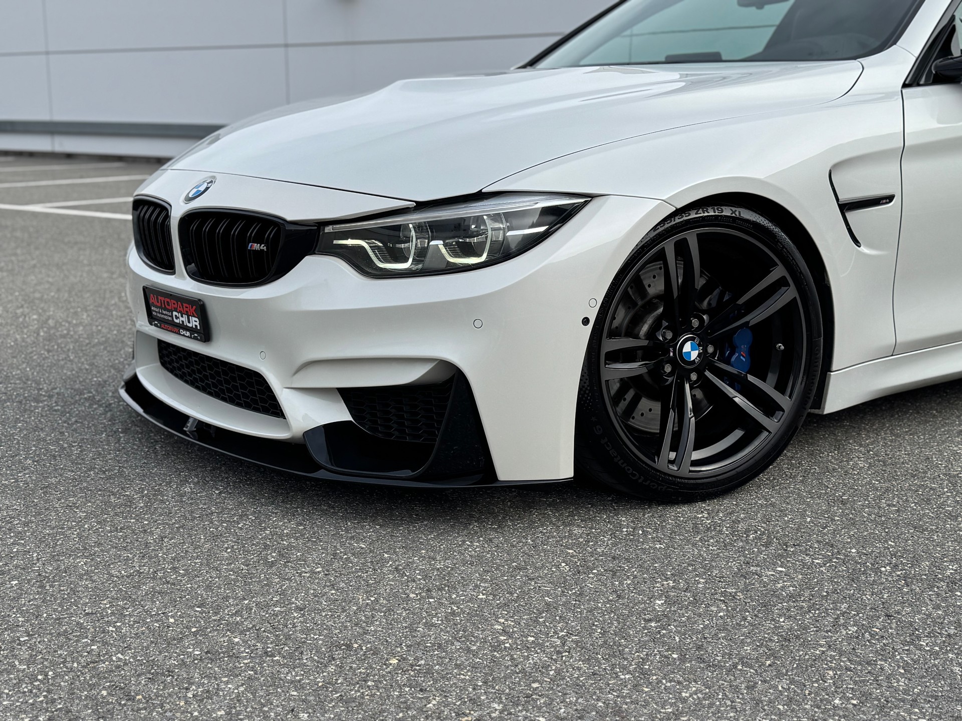 BMW M4 Coupé Competition DKG-image-7