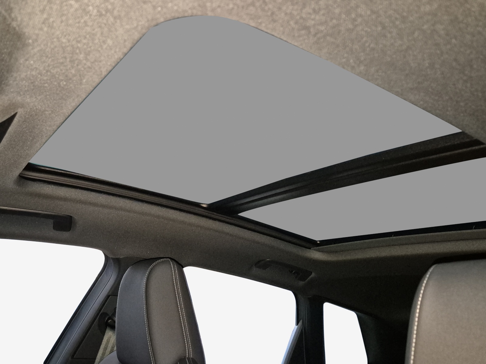 AUDI Q4 e-tron 50 quattro-image-15