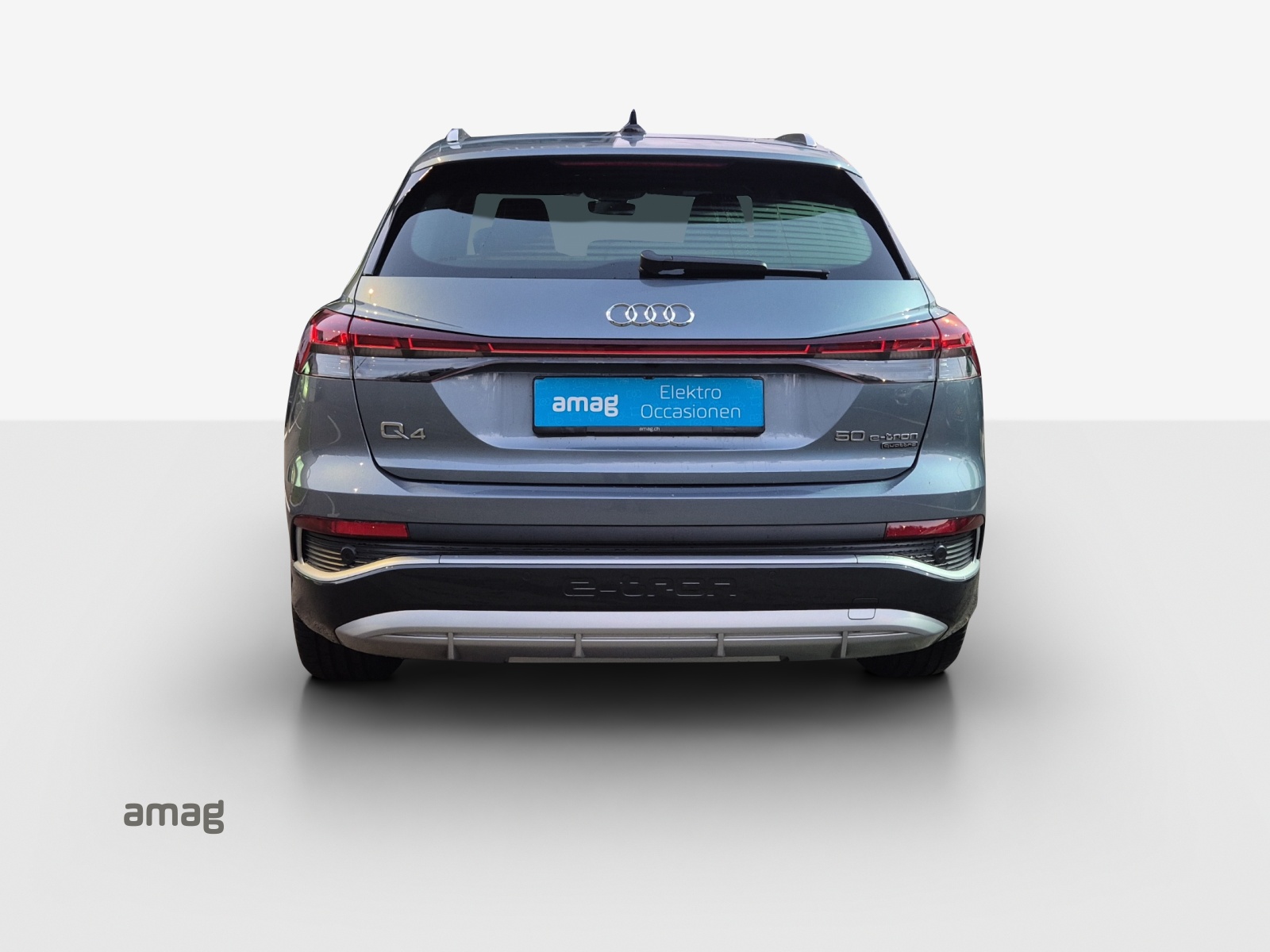 AUDI Q4 e-tron 50 quattro-image-4