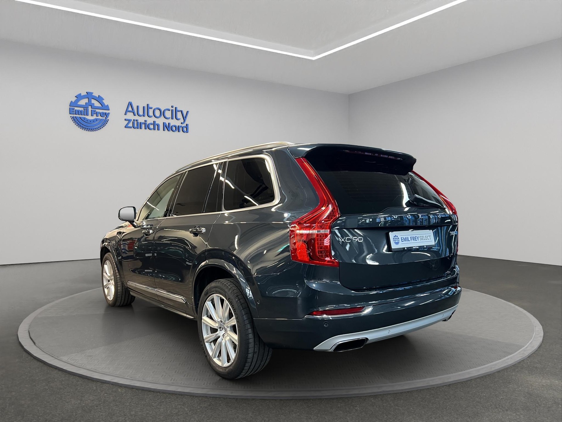 VOLVO XC90 2.0 T8 TE Inscription 7P. AWD-image-4
