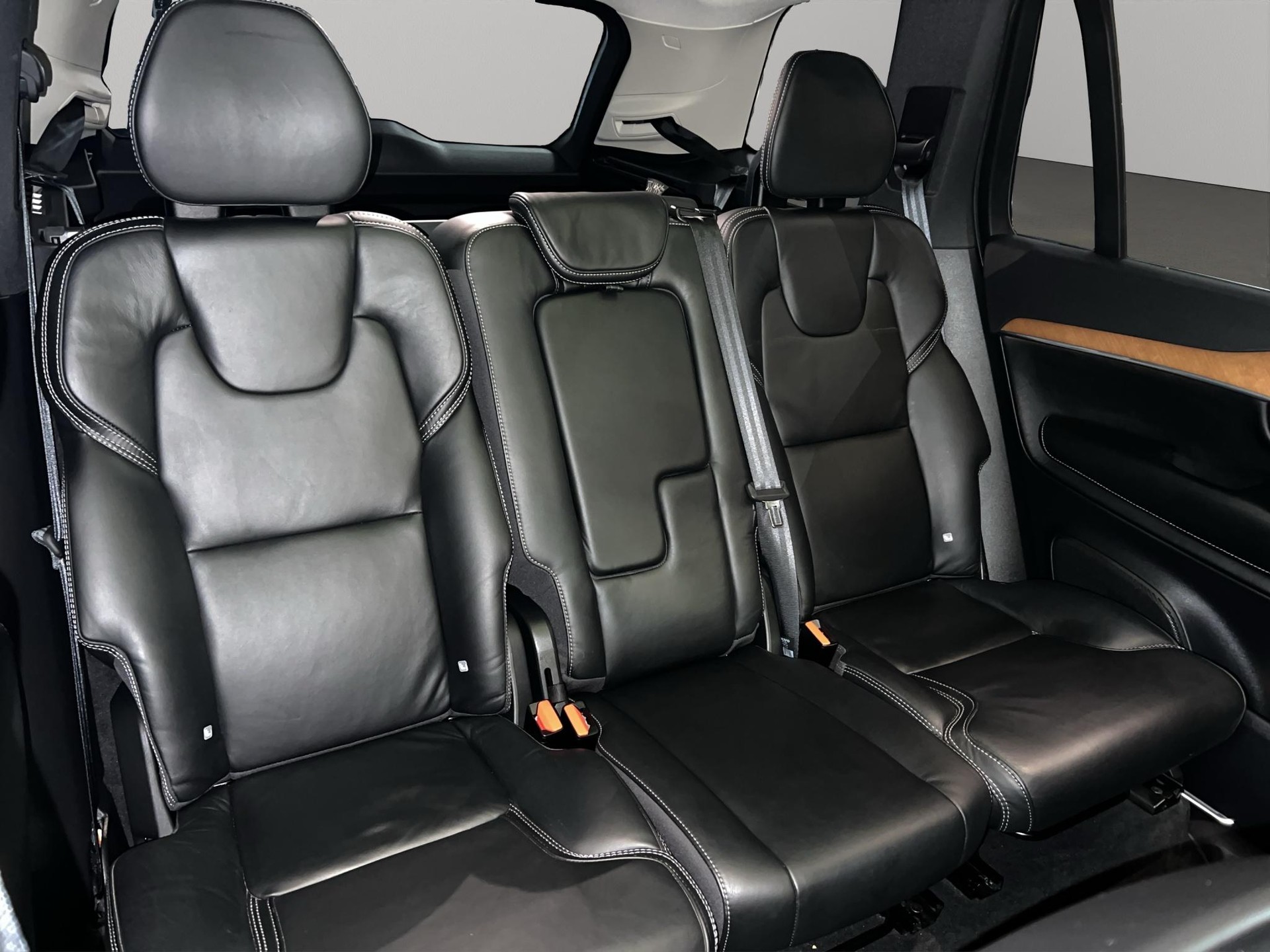 VOLVO XC90 2.0 T8 TE Inscription 7P. AWD-image-9