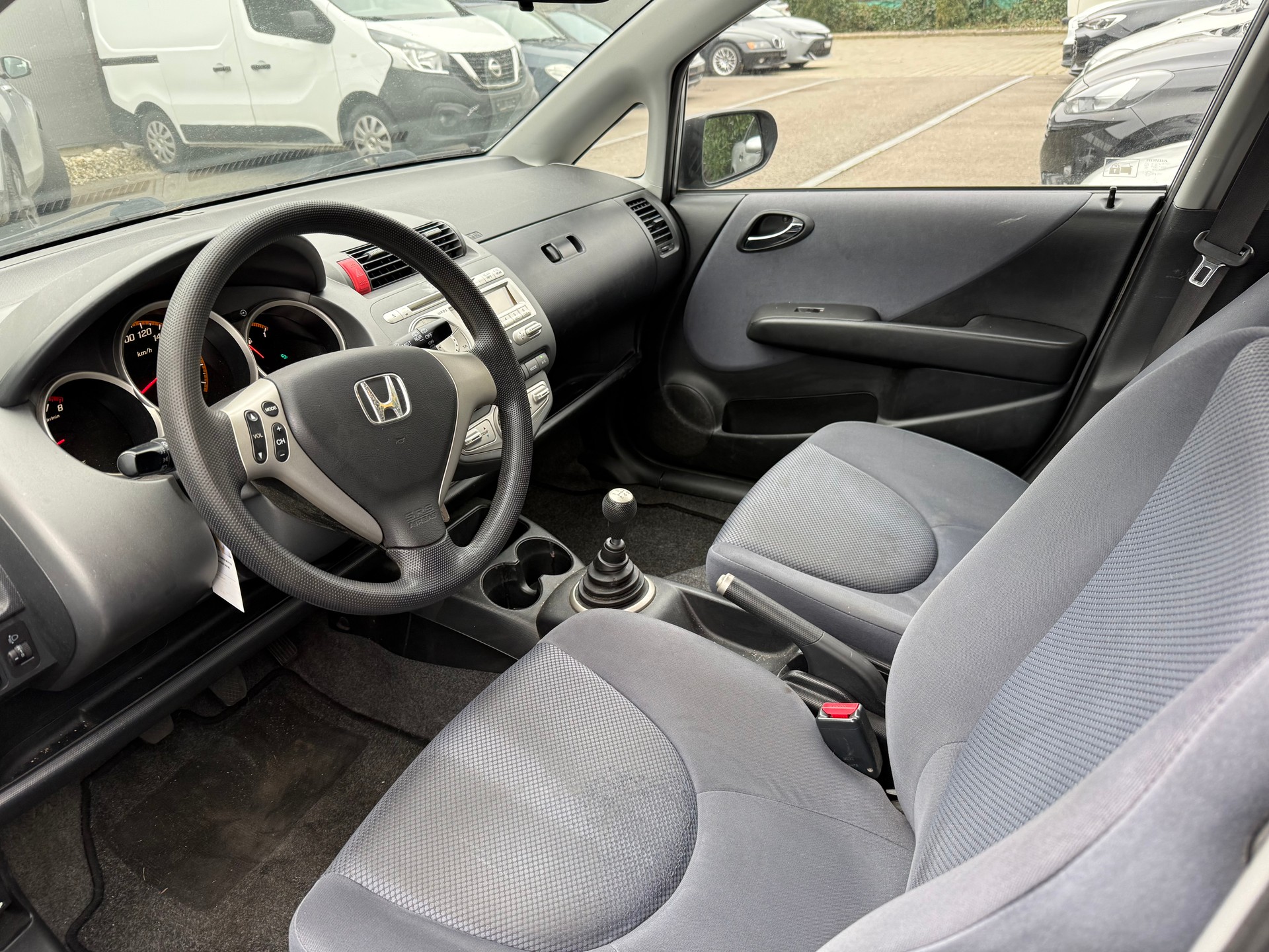HONDA Jazz 1.4i ES-image-9