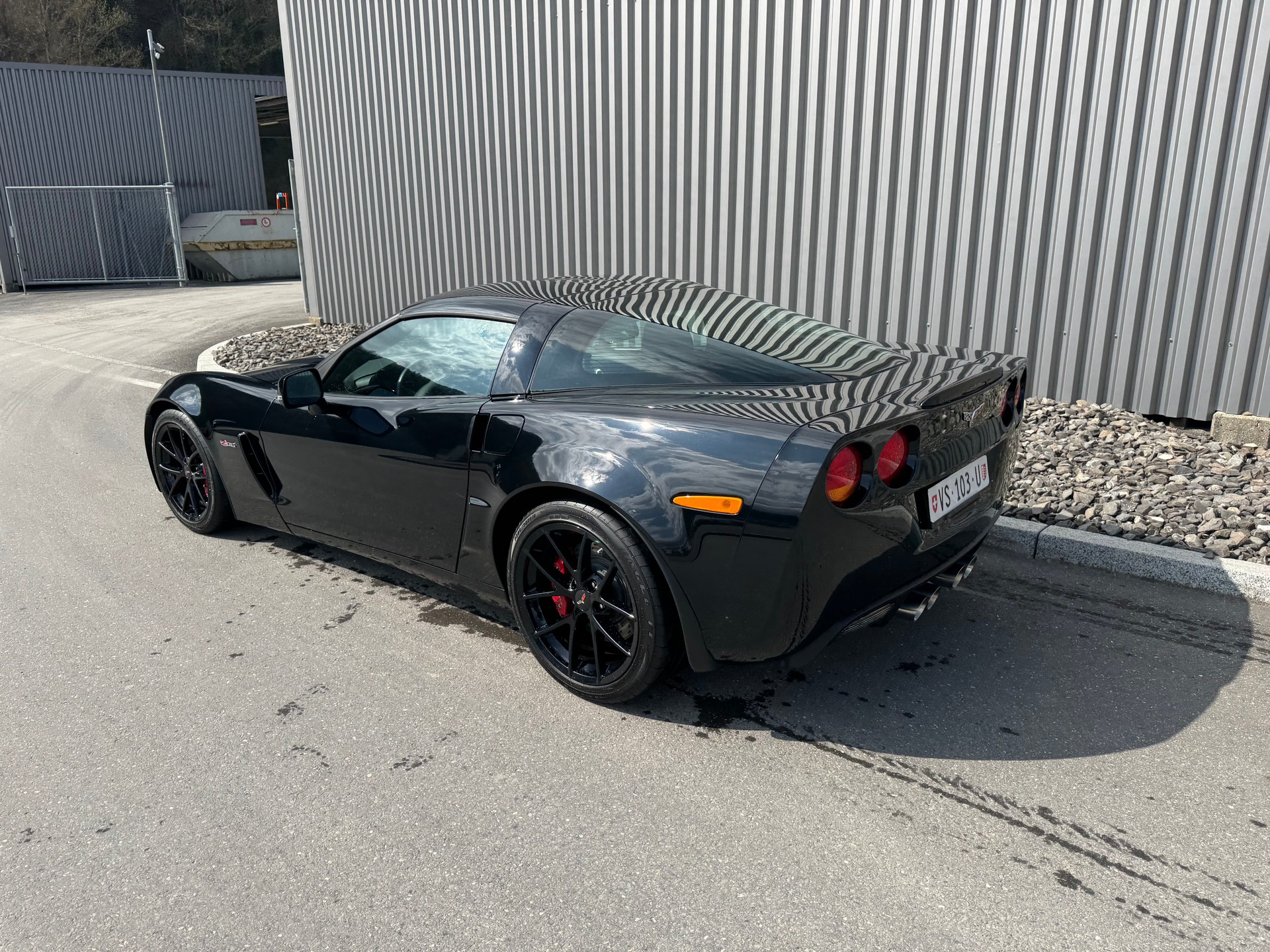 CHEVROLET Corvette Z06-image-2