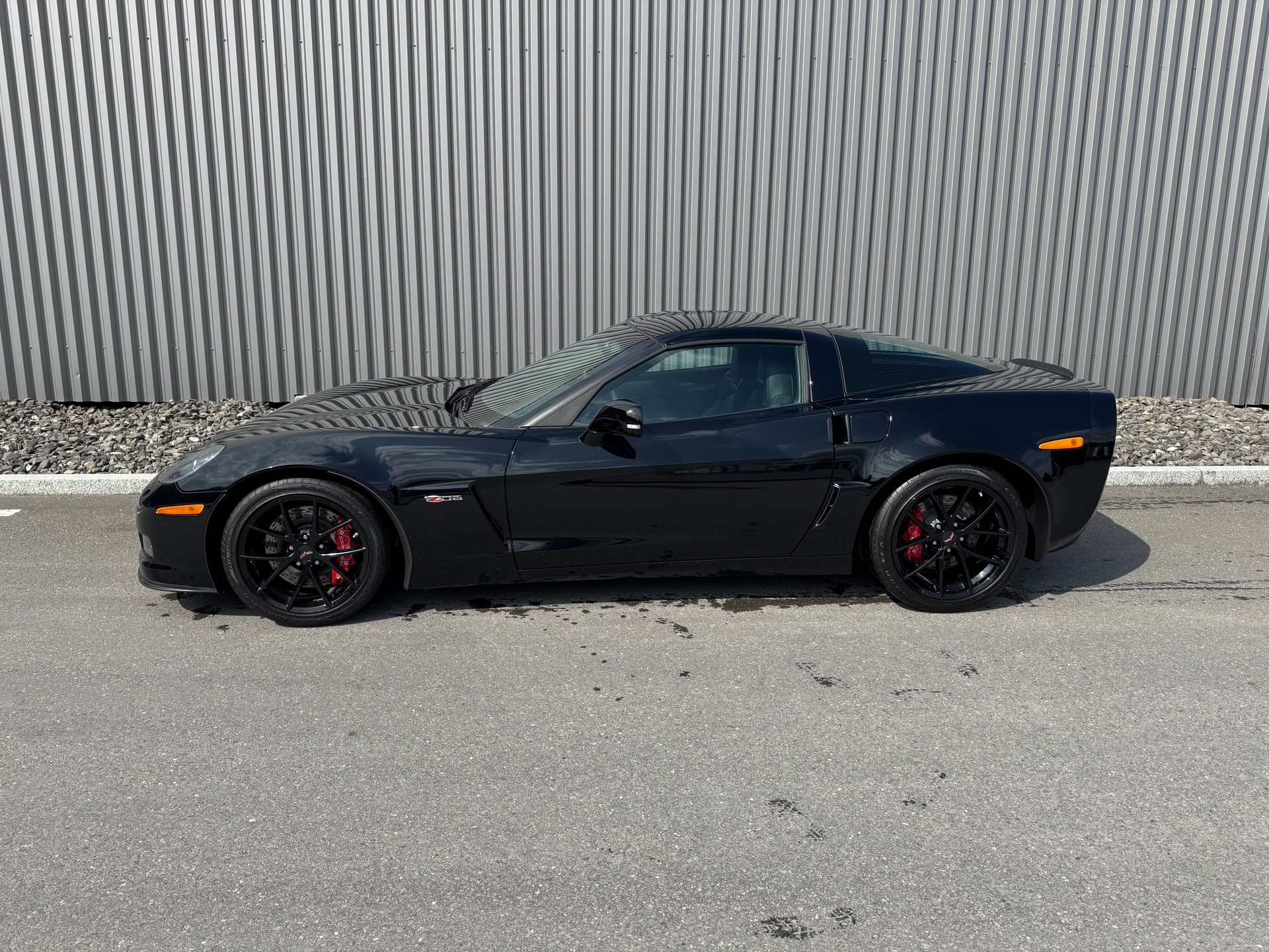 CHEVROLET Corvette Z06-image-1