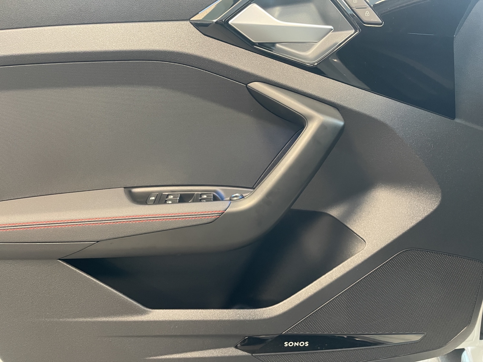 AUDI A1 Sportback 30 TFSI S Line Attraction S-tronic-image-7