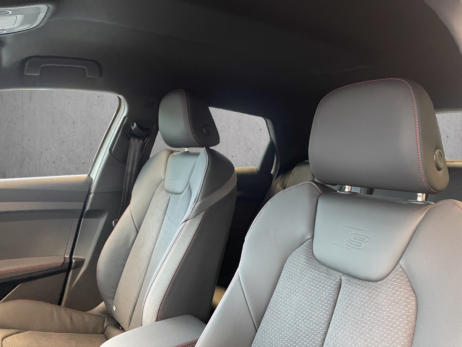 AUDI A1 Sportback 30 TFSI S Line Attraction S-tronic-image-15