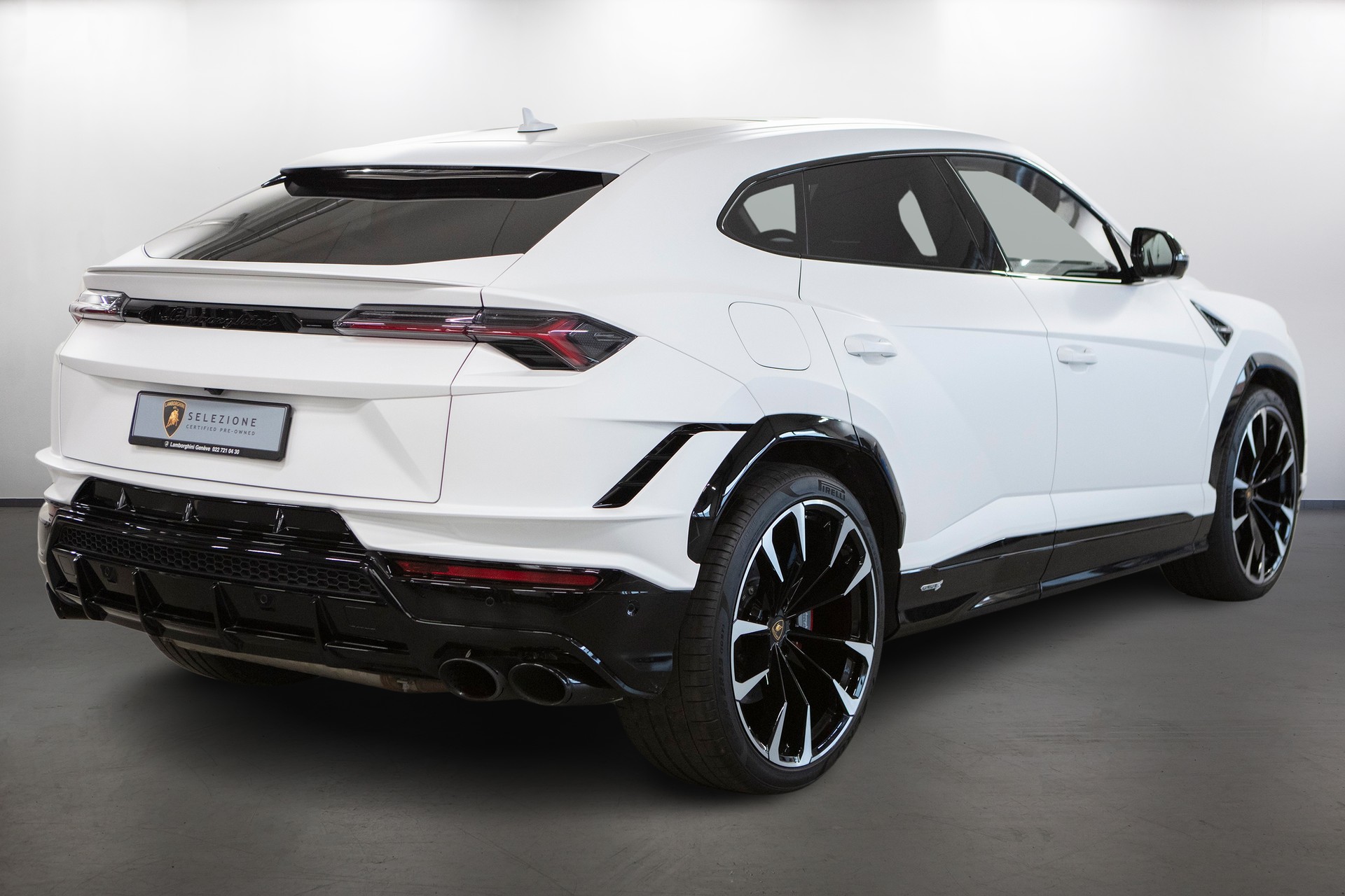 LAMBORGHINI Urus S E-Gear-image-2