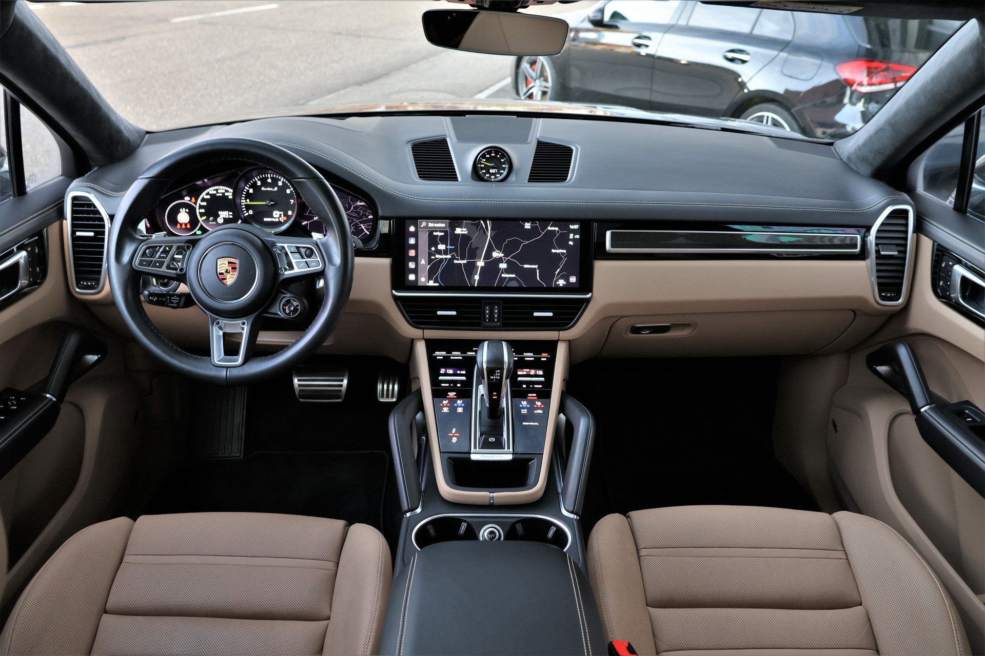PORSCHE Cayenne Turbo Coupé S E-Hybrid (CH) + 3.0T AHK-image-15