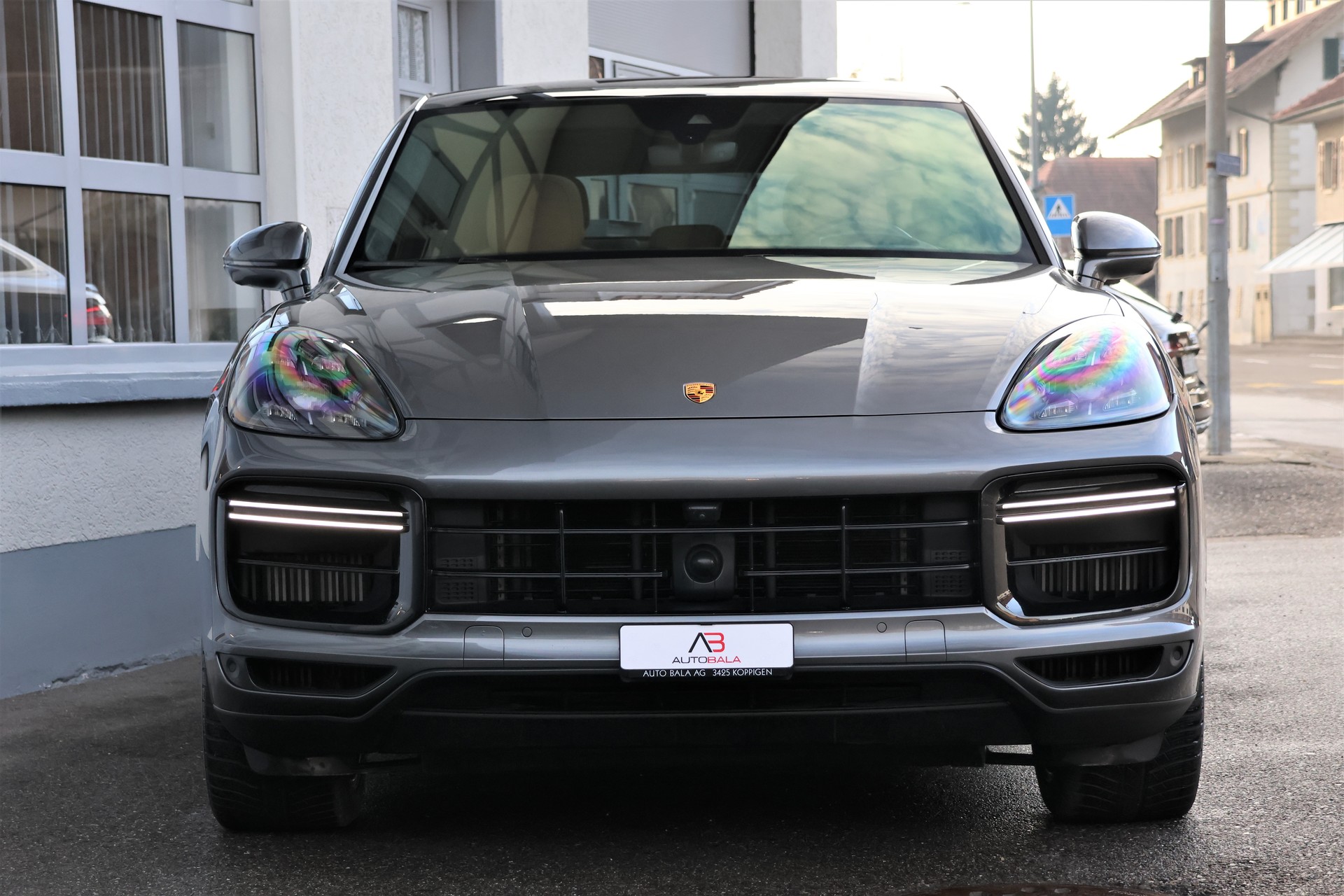 PORSCHE Cayenne Turbo Coupé S E-Hybrid (CH) + 3.0T AHK-image-1