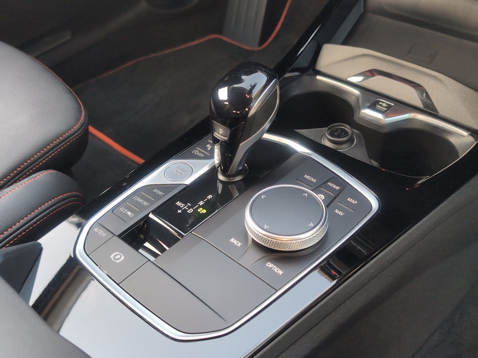 BMW 120i Sport Line Steptr.-image-17