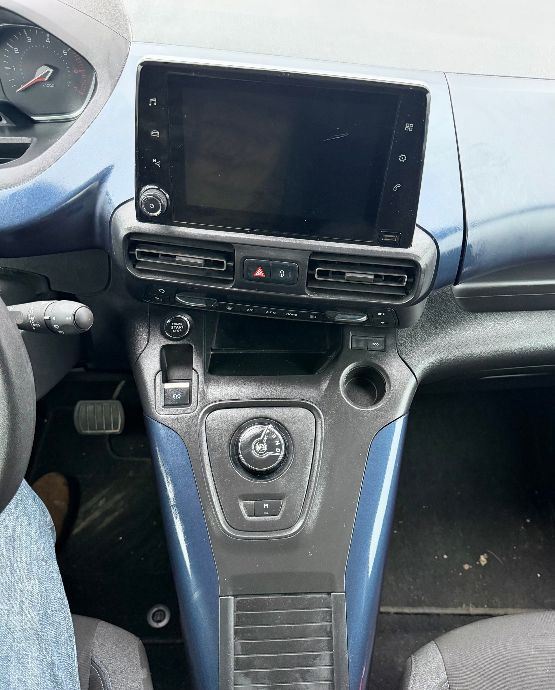 PEUGEOT Rifter Long 1.5 BlueHDi Allure Automat-image-14