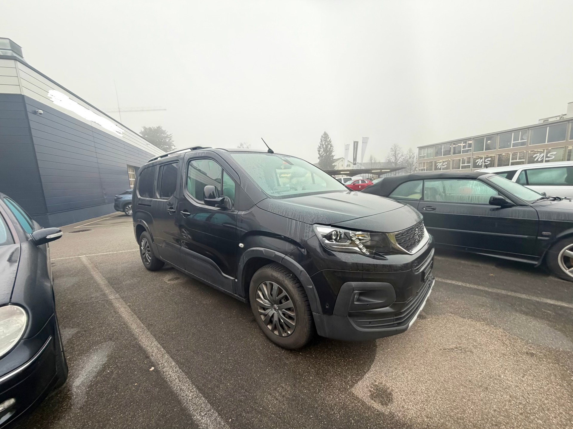 PEUGEOT Rifter Long 1.5 BlueHDi Allure Automat-image-0