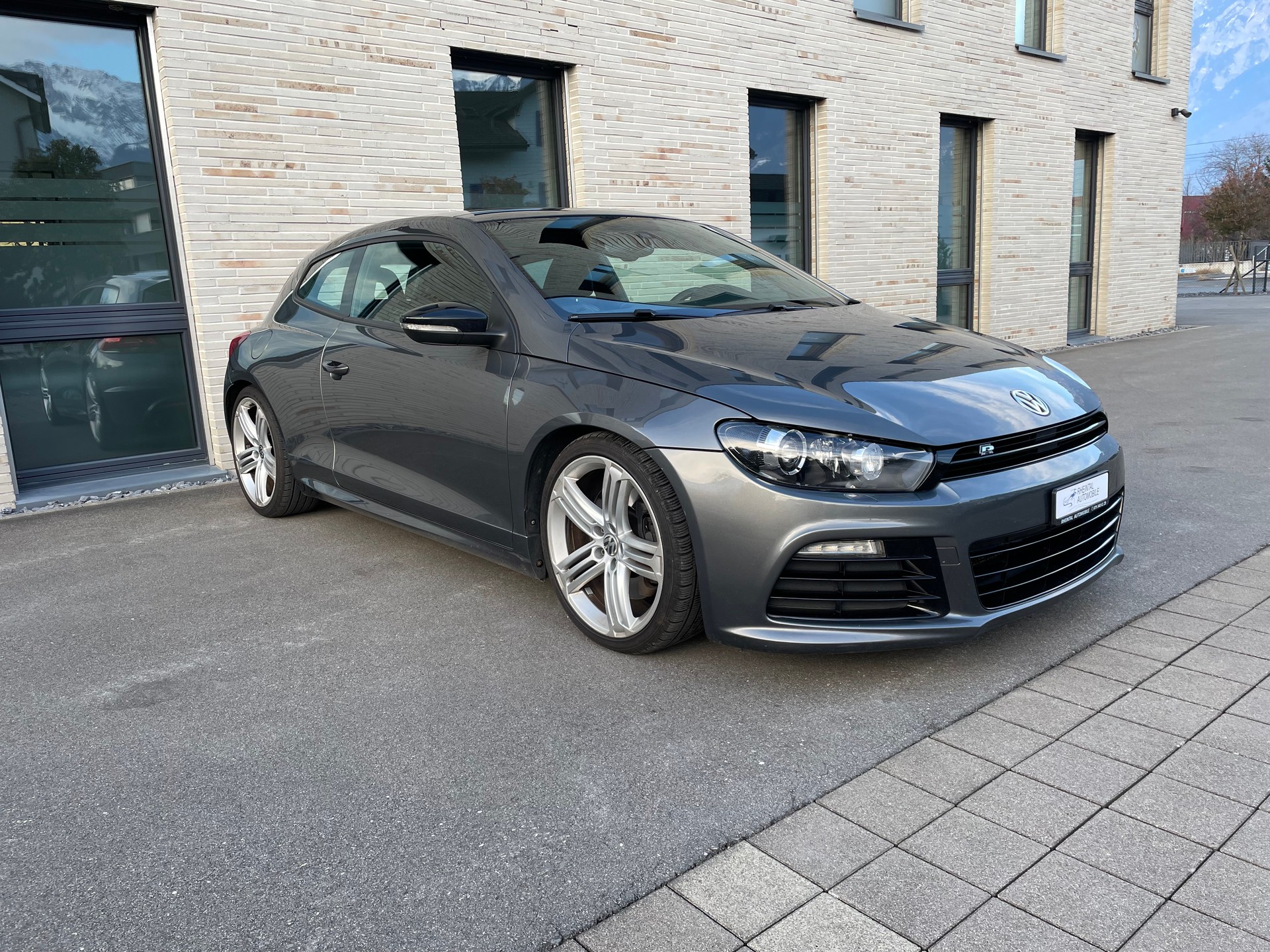 VW Scirocco 2.0 TSI R DSG-image-5