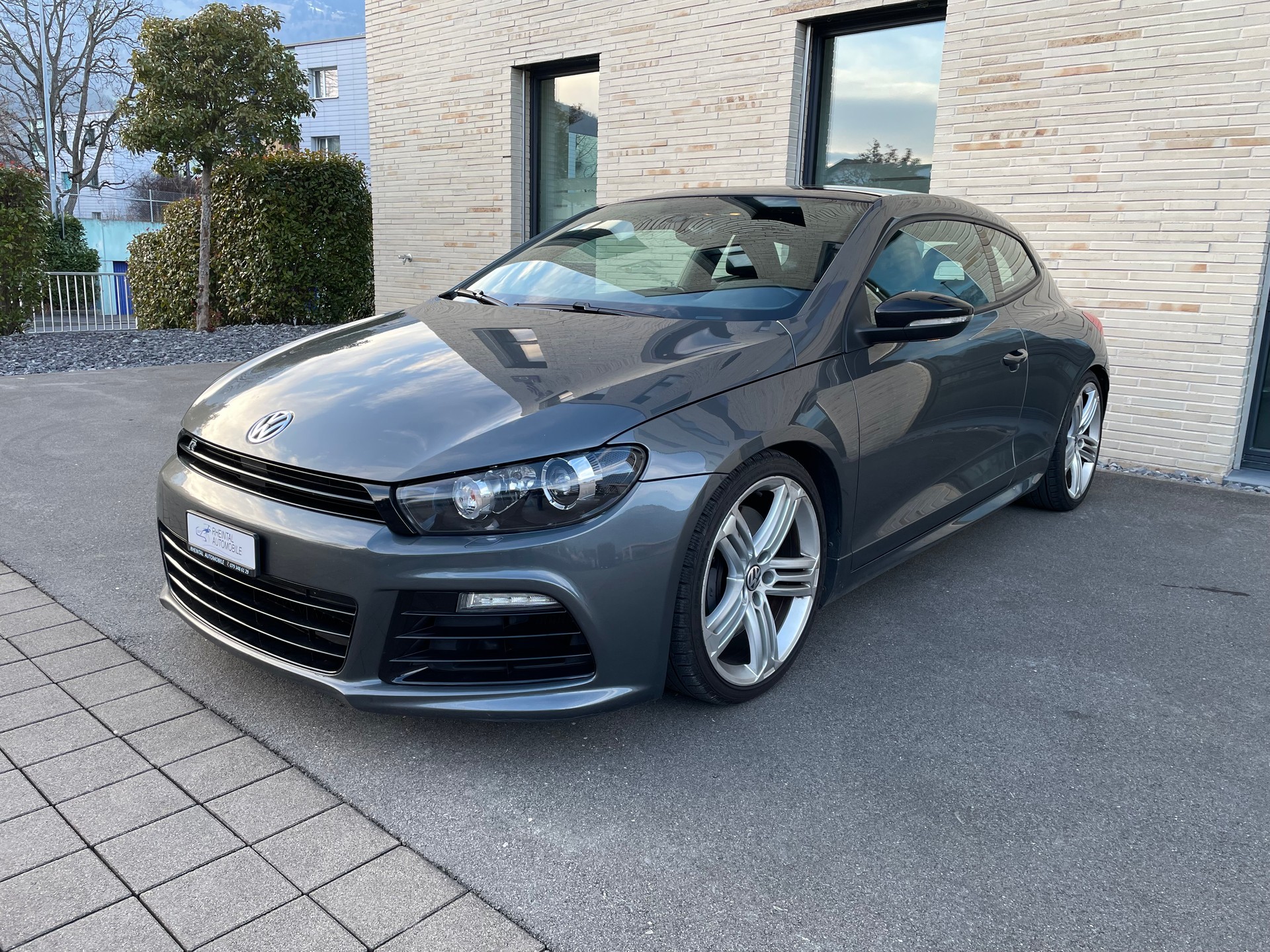 VW Scirocco 2.0 TSI R DSG-image-1