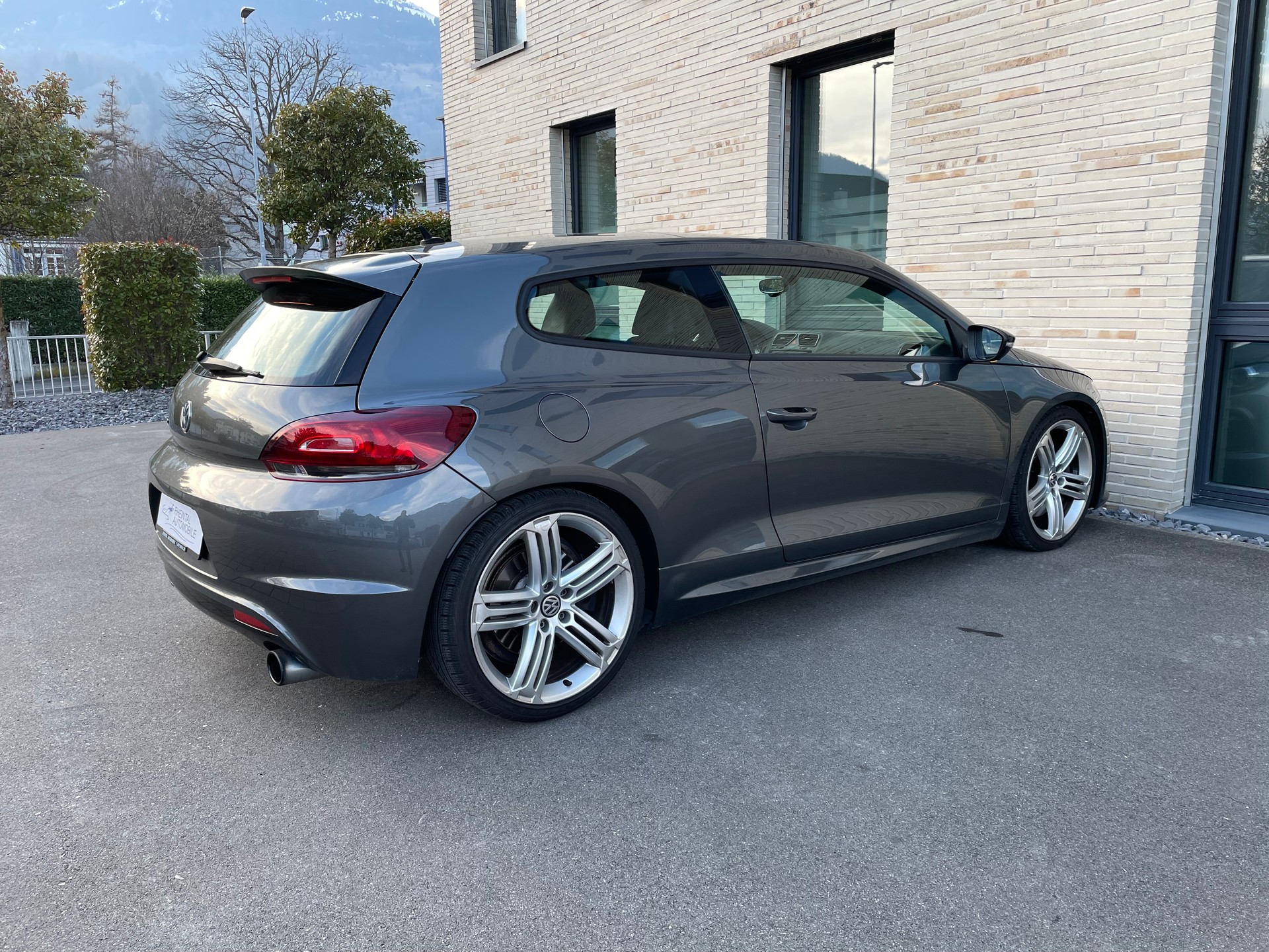 VW Scirocco 2.0 TSI R DSG-image-9
