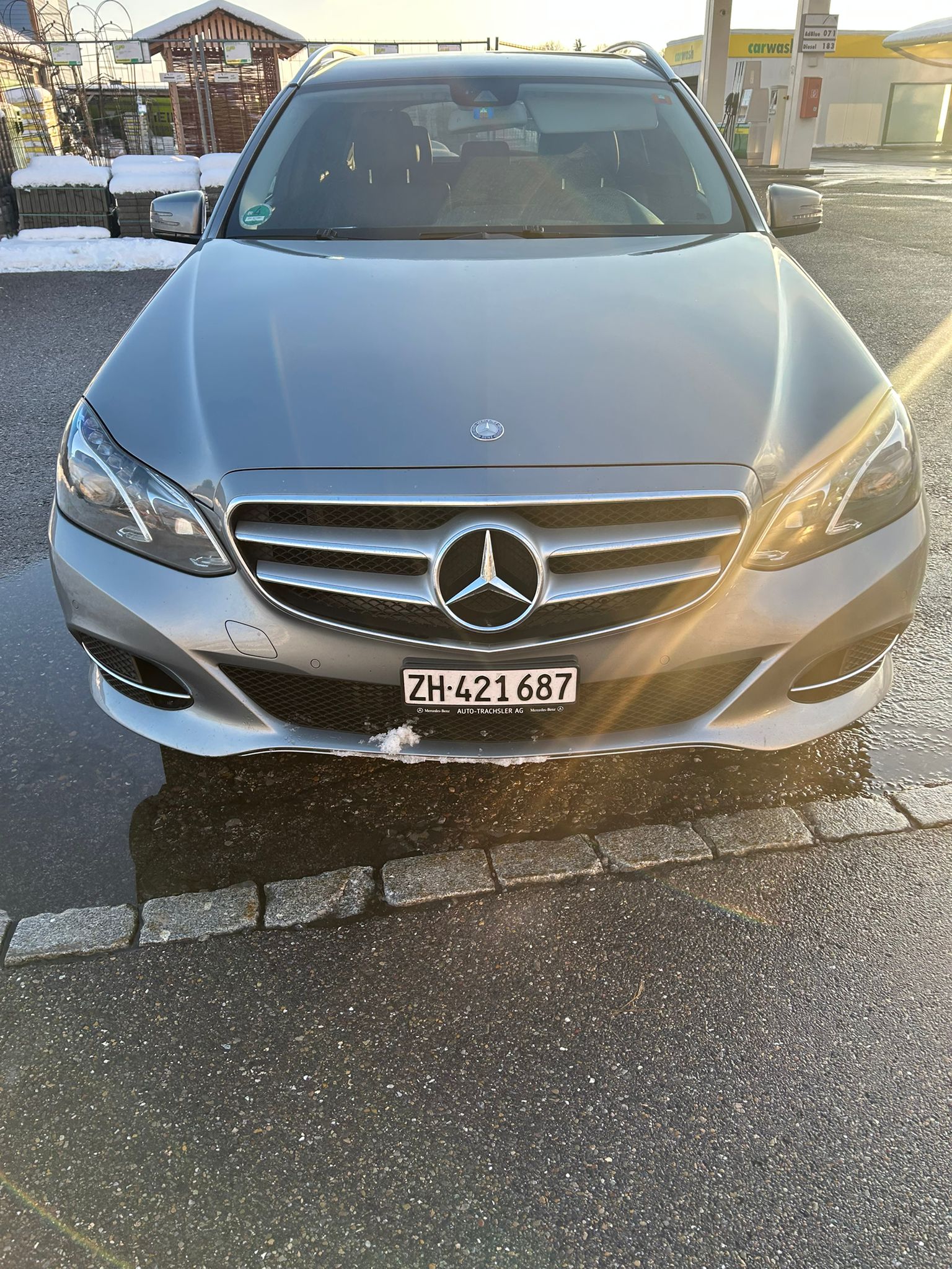 MERCEDES-BENZ E 220 CDI 7G-Tronic-image-0