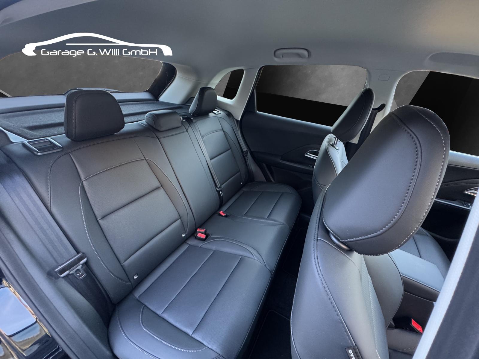 MG ZS 1.5 Hybrid+ Luxury-image-19