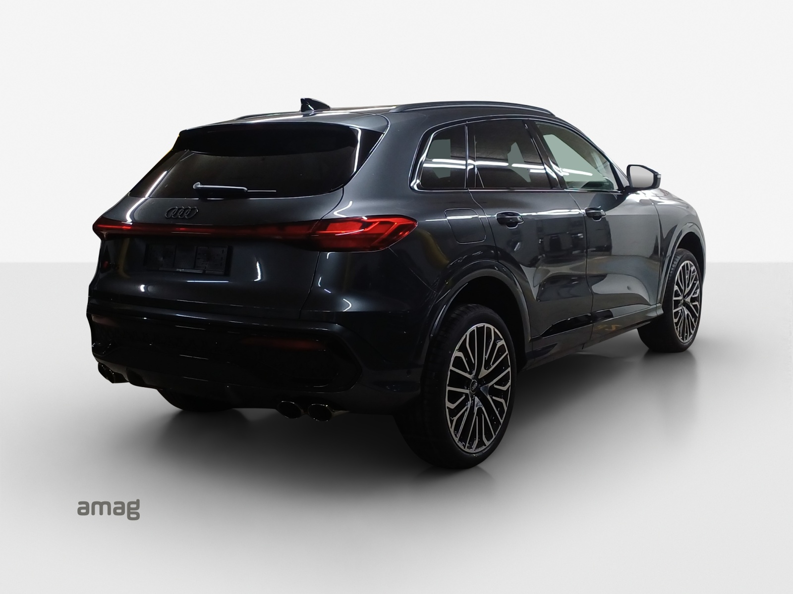 AUDI SQ5 TFSI quattro S-tronic-image-4