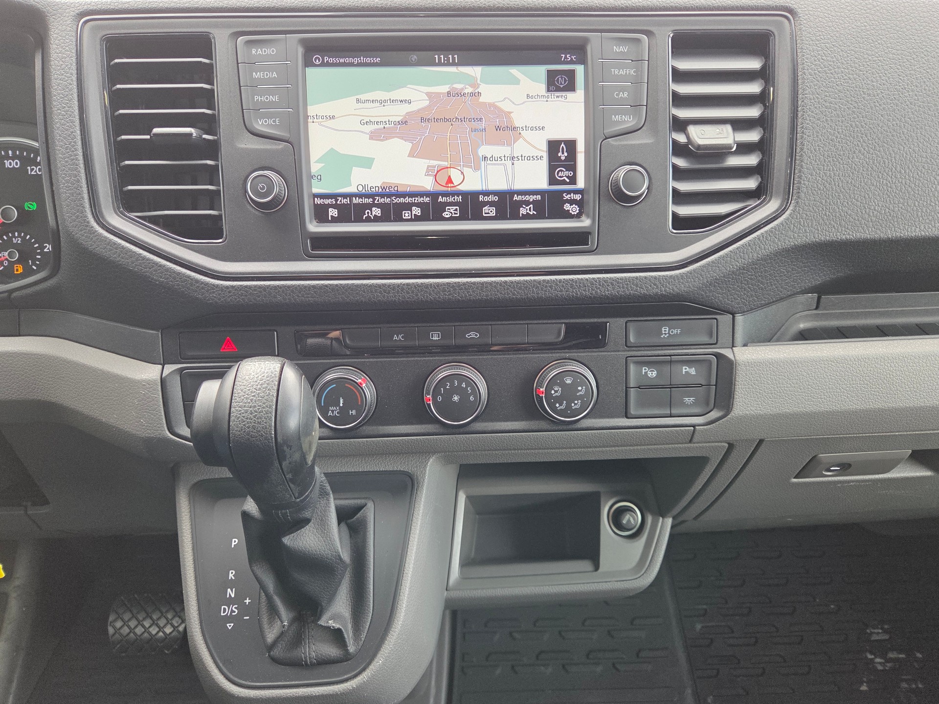 VW Crafter 35 2.0 BiTDI Entry L3 A-image-15