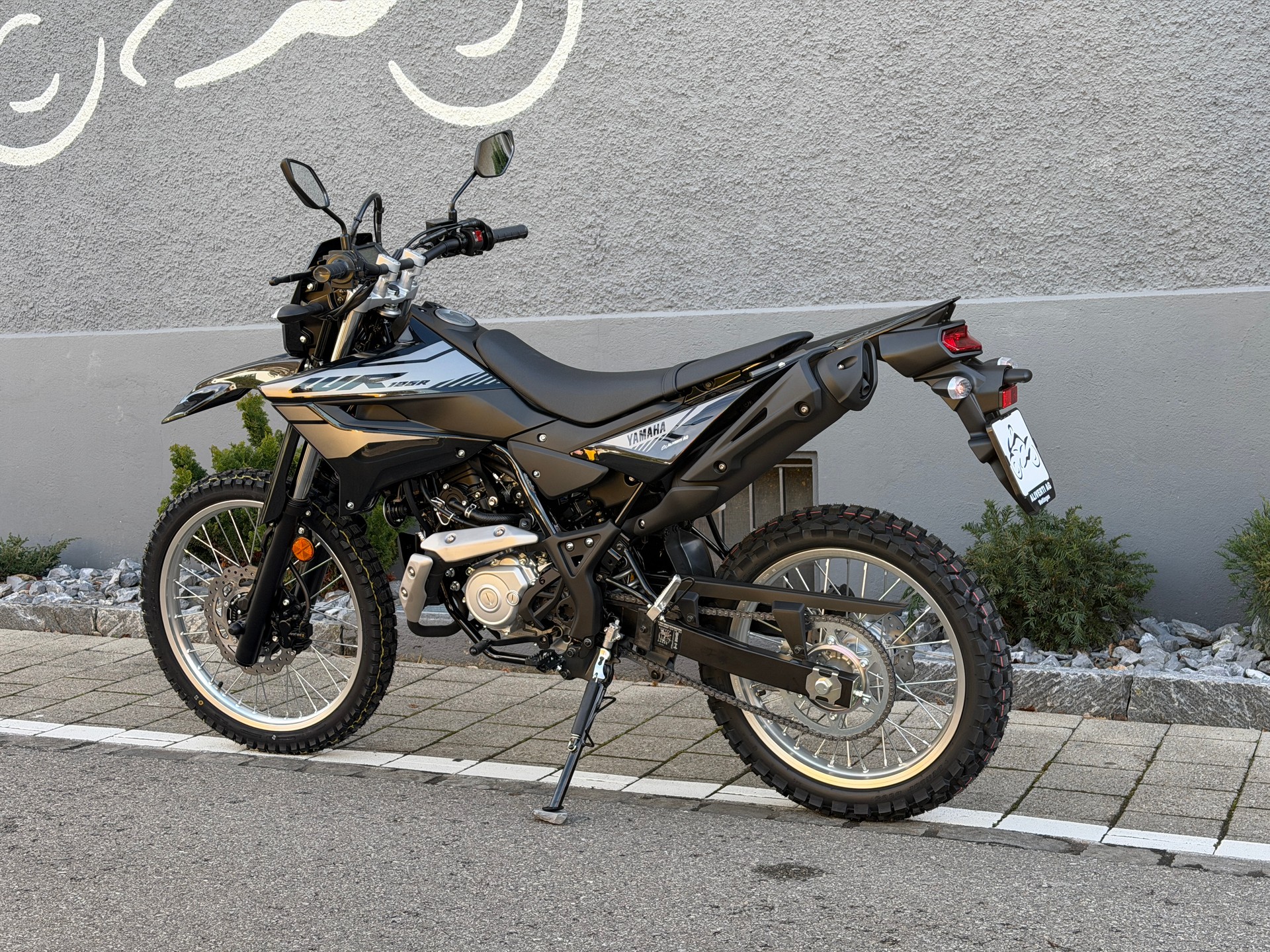 YAMAHA WR 125 R 2026-image-8