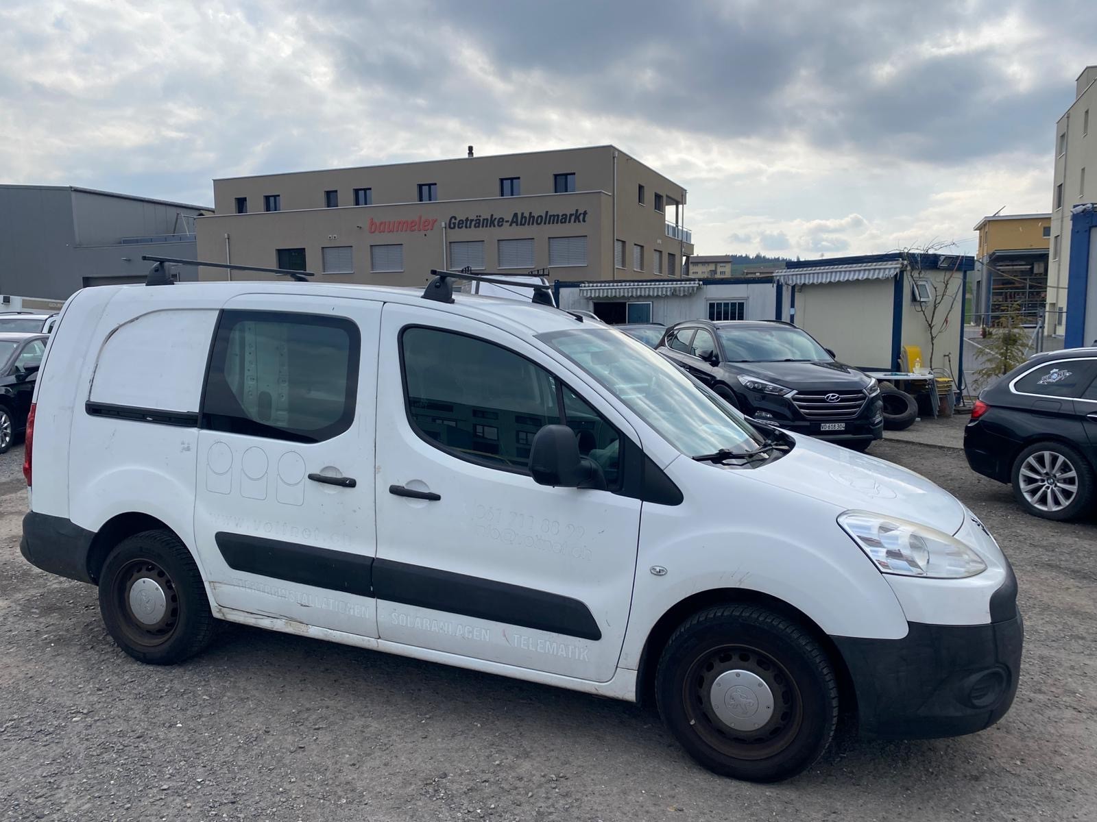 PEUGEOT Partner 1.6 HDI Urban-image-3