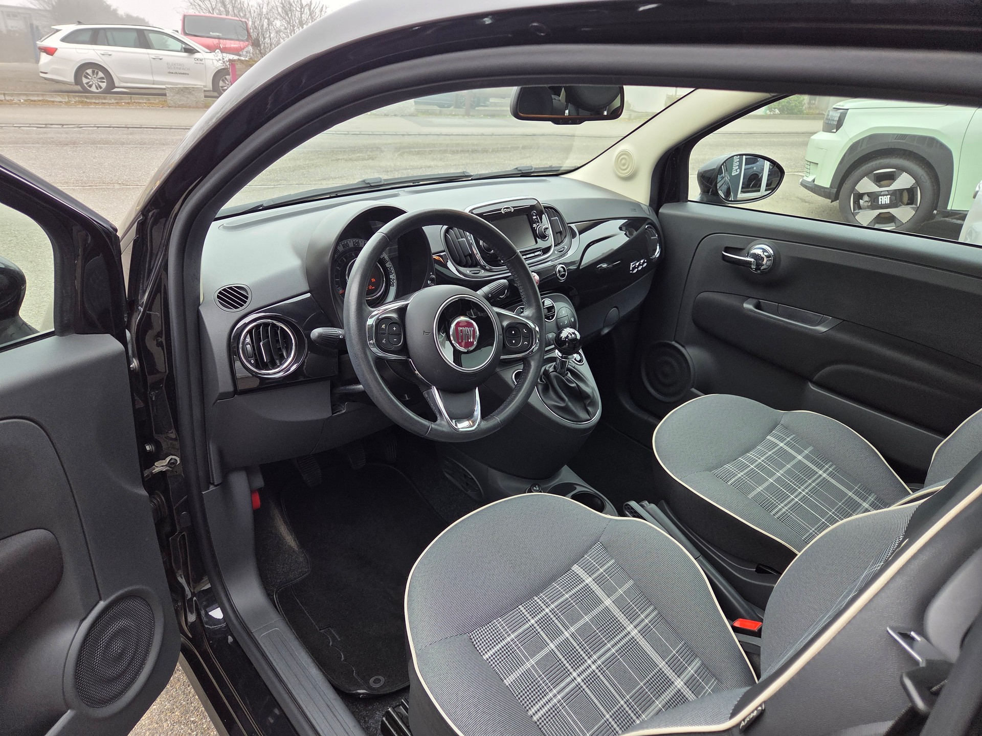 FIAT 500 1.2 Lounge-image-7