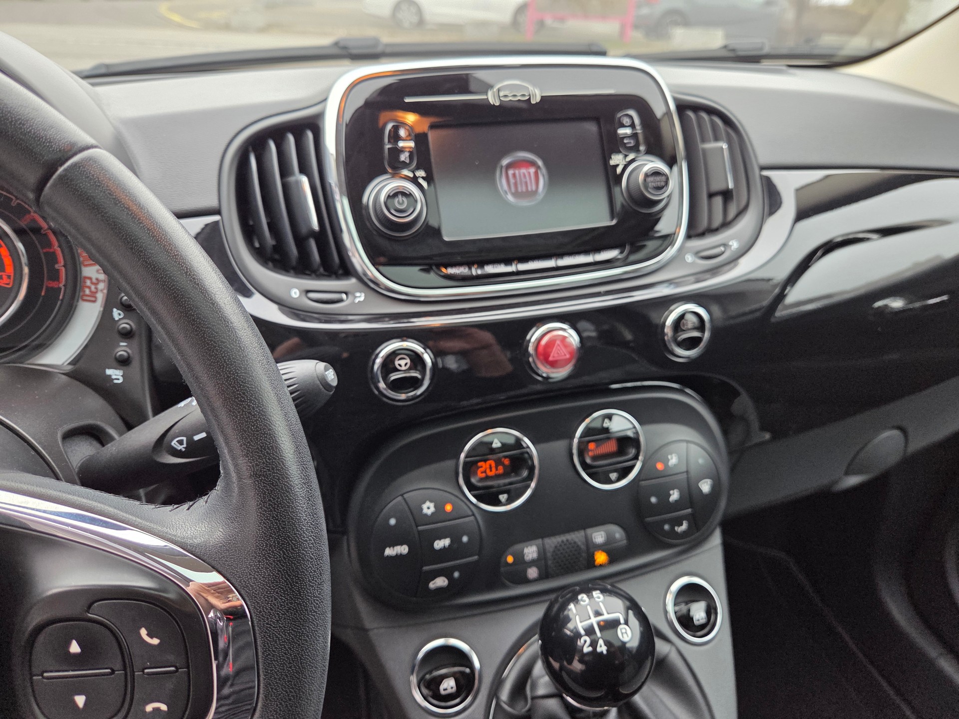 FIAT 500 1.2 Lounge-image-12