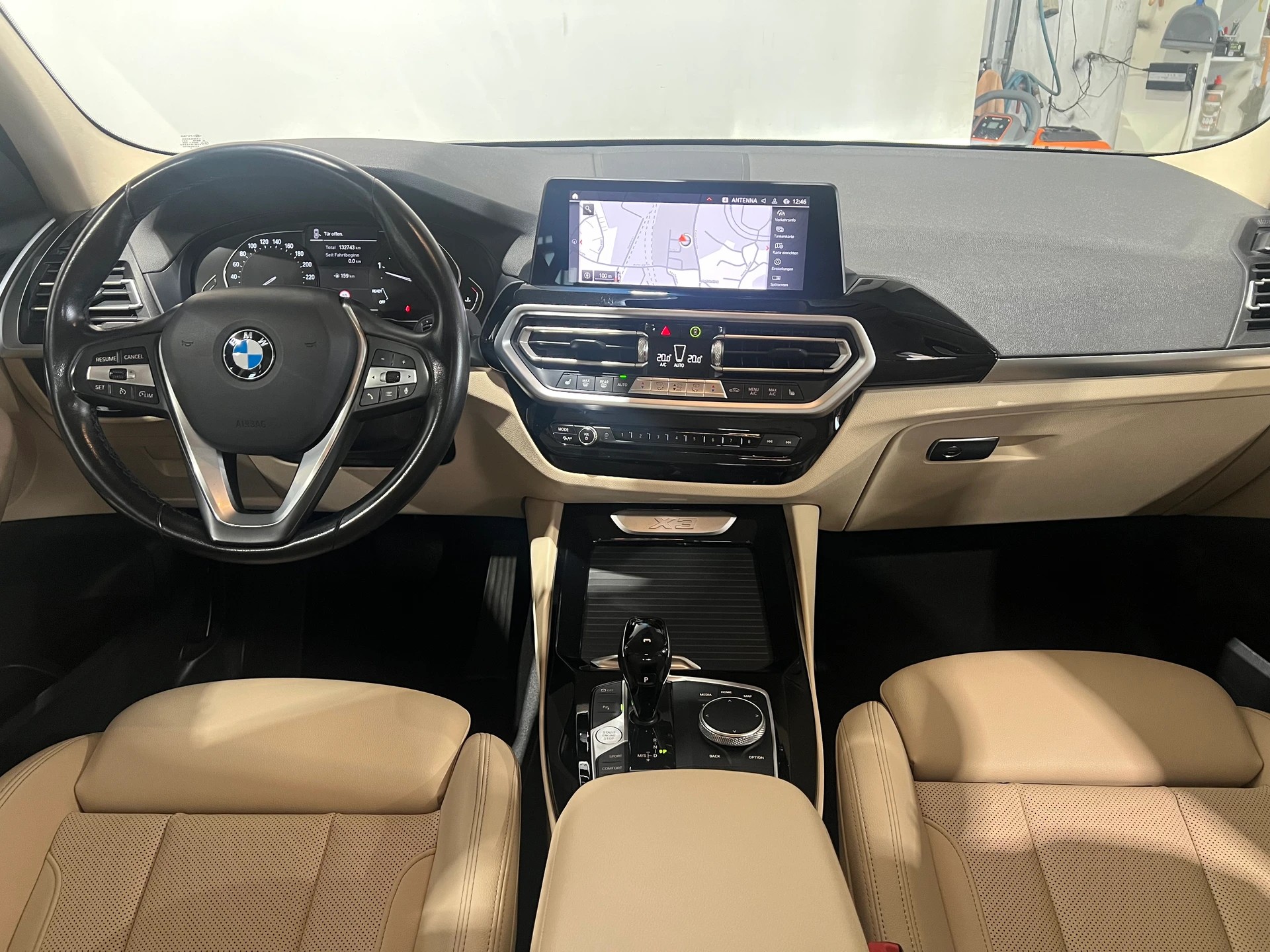 BMW X3 20d xDrive CH FAHRZEUG-image-13