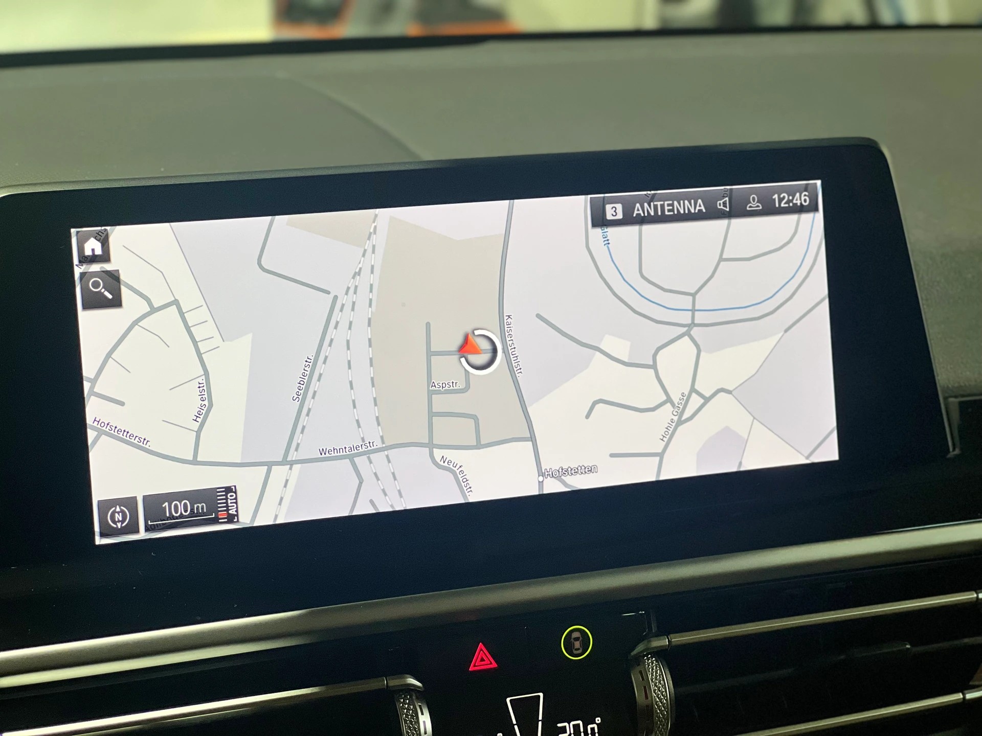 BMW X3 20d xDrive CH FAHRZEUG-image-18
