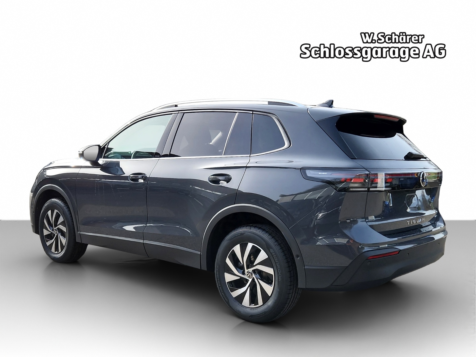 VW Tiguan 2.0 TSI DSG United 4Motion-image-2
