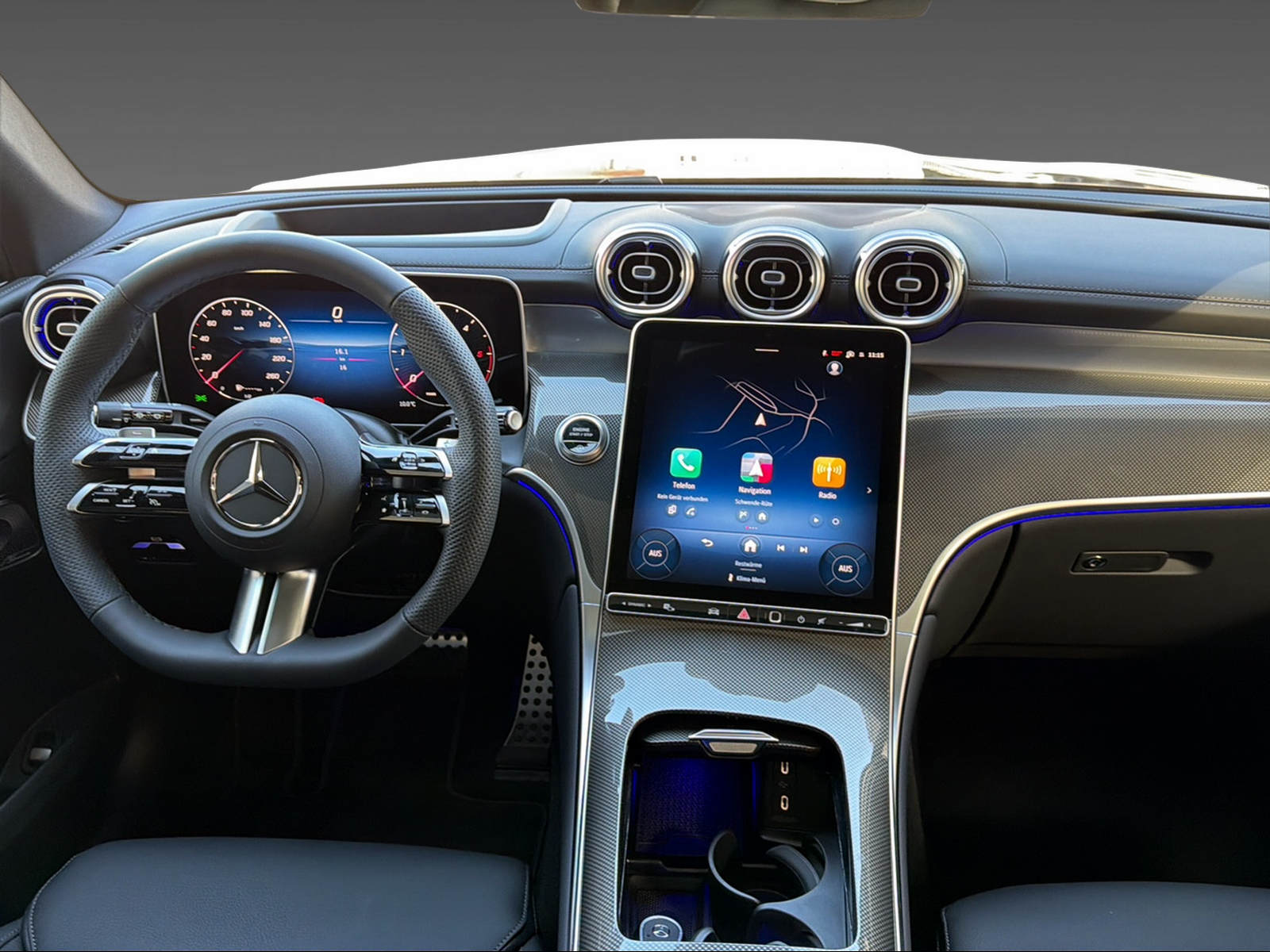 MERCEDES-BENZ GLC 300 d 4Matic-image-8