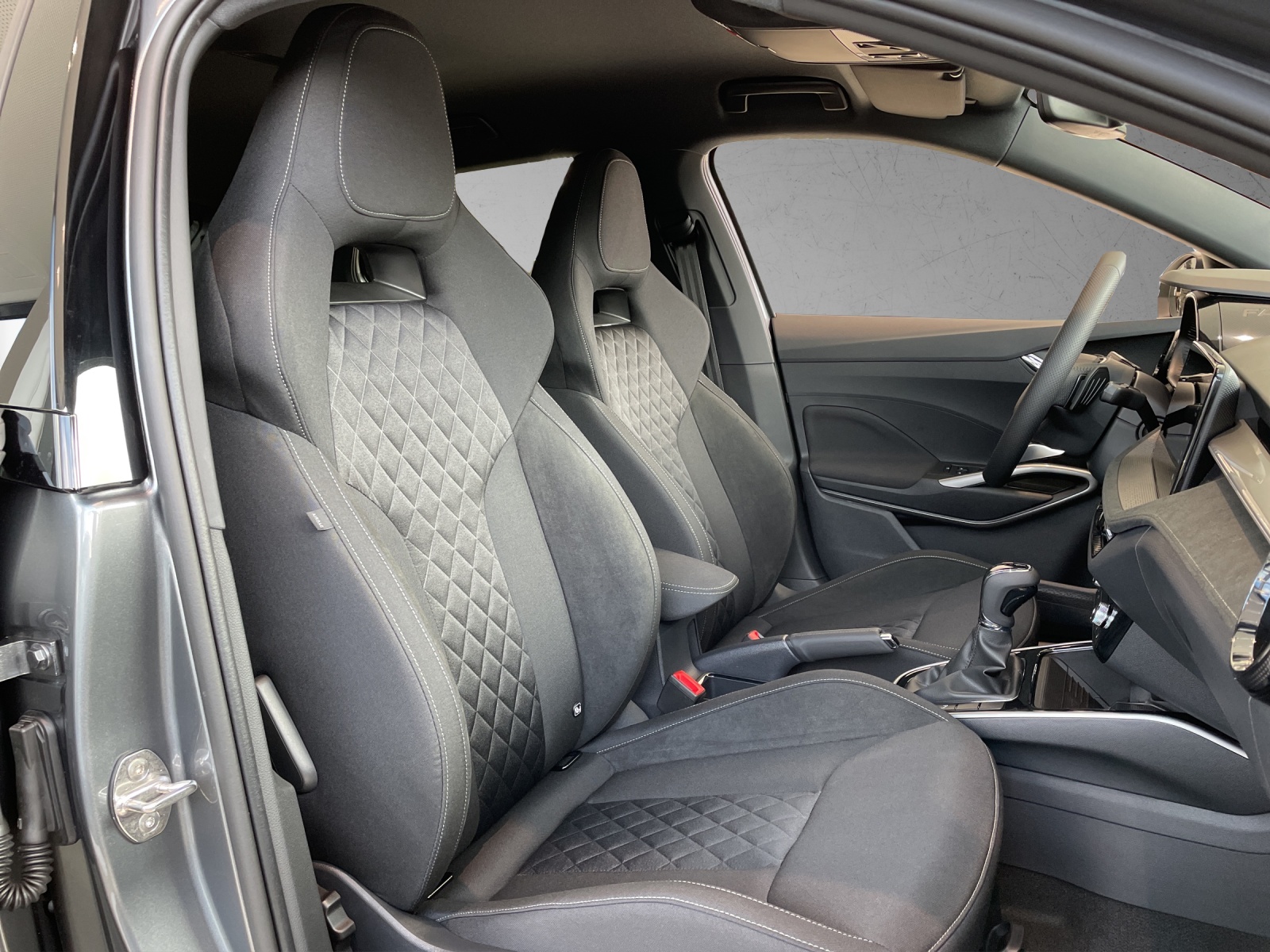 SKODA Fabia 1.0 TSI Dynamic DSG-image-7