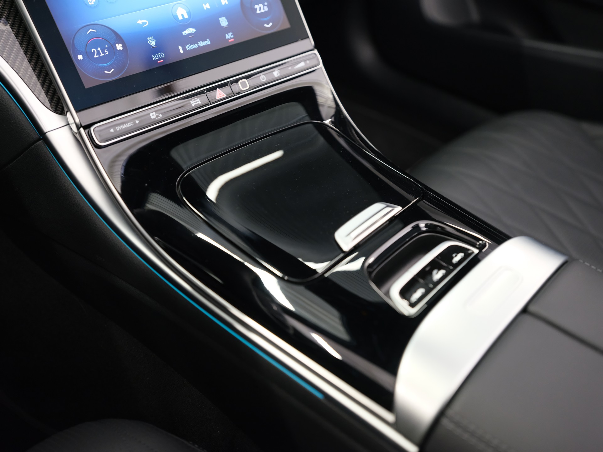 MERCEDES-BENZ CLE 450 Cabrio 4Matic 9G-Tronic *AMG Line Premium* *Burmester Soundsystem* *Head-Up Display*-image-20