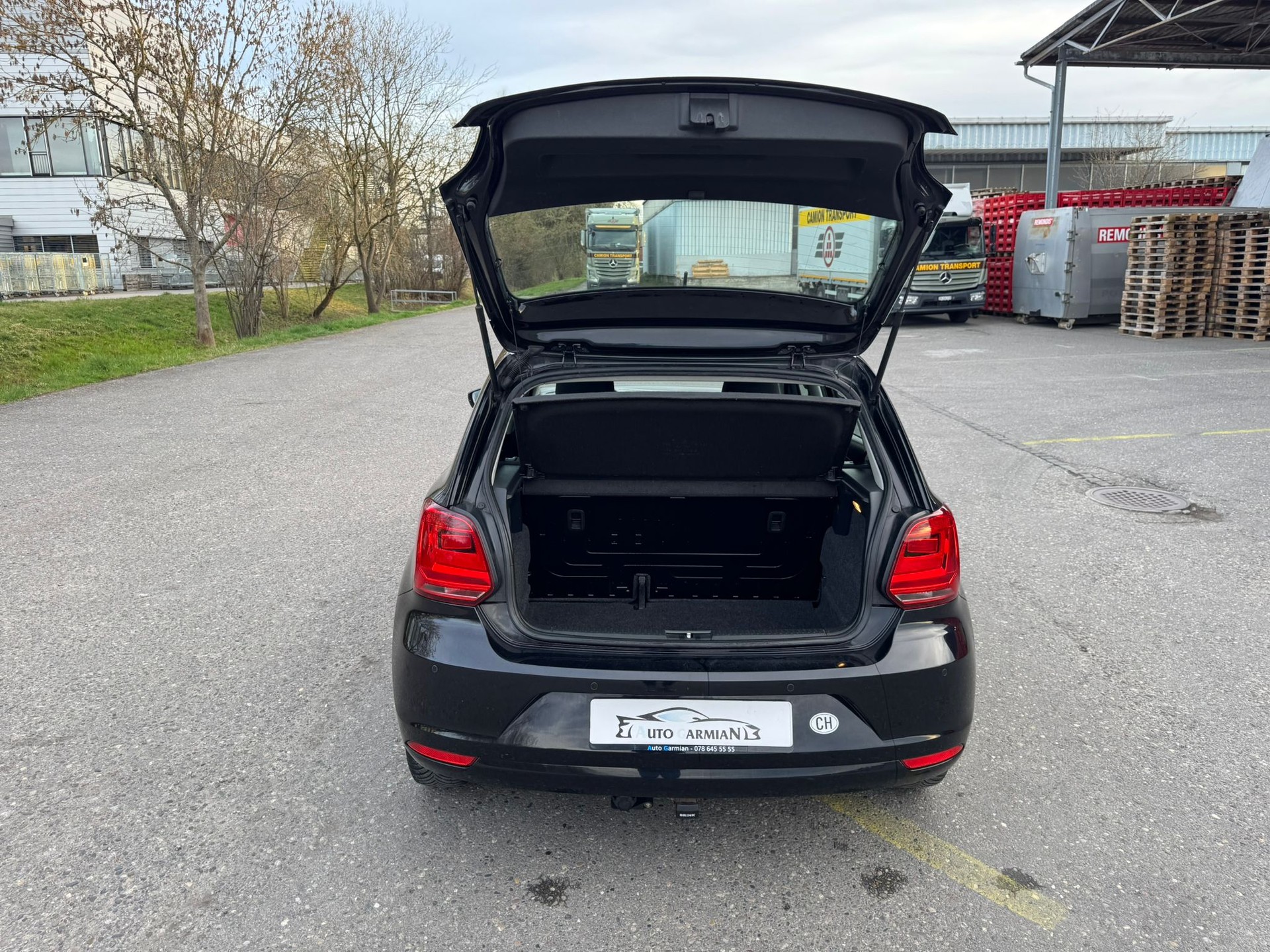 VW Polo 1.4 TDI BMT Lounge-image-6