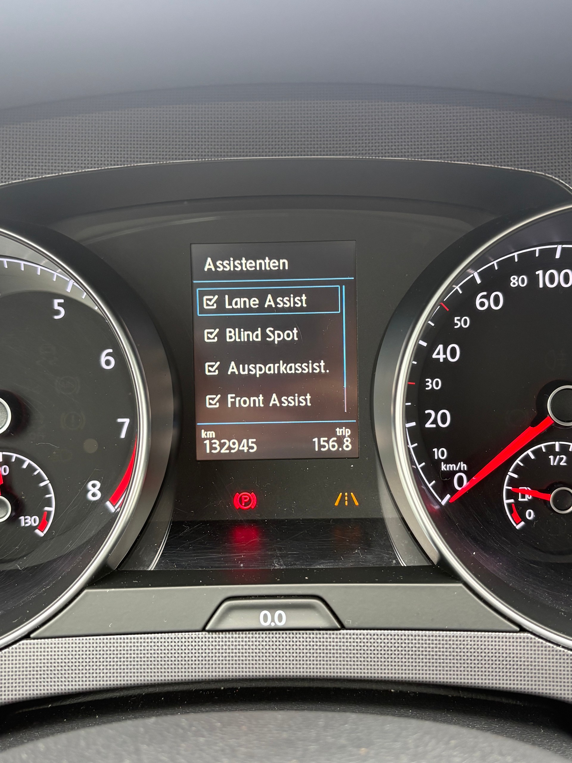 VW Golf Sportsvan 1.4 TSI Allstar R-Line-image-9