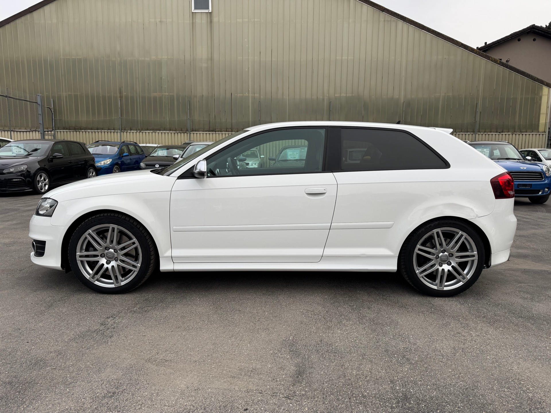 AUDI S3 2.0 TFSI quattro-image-6