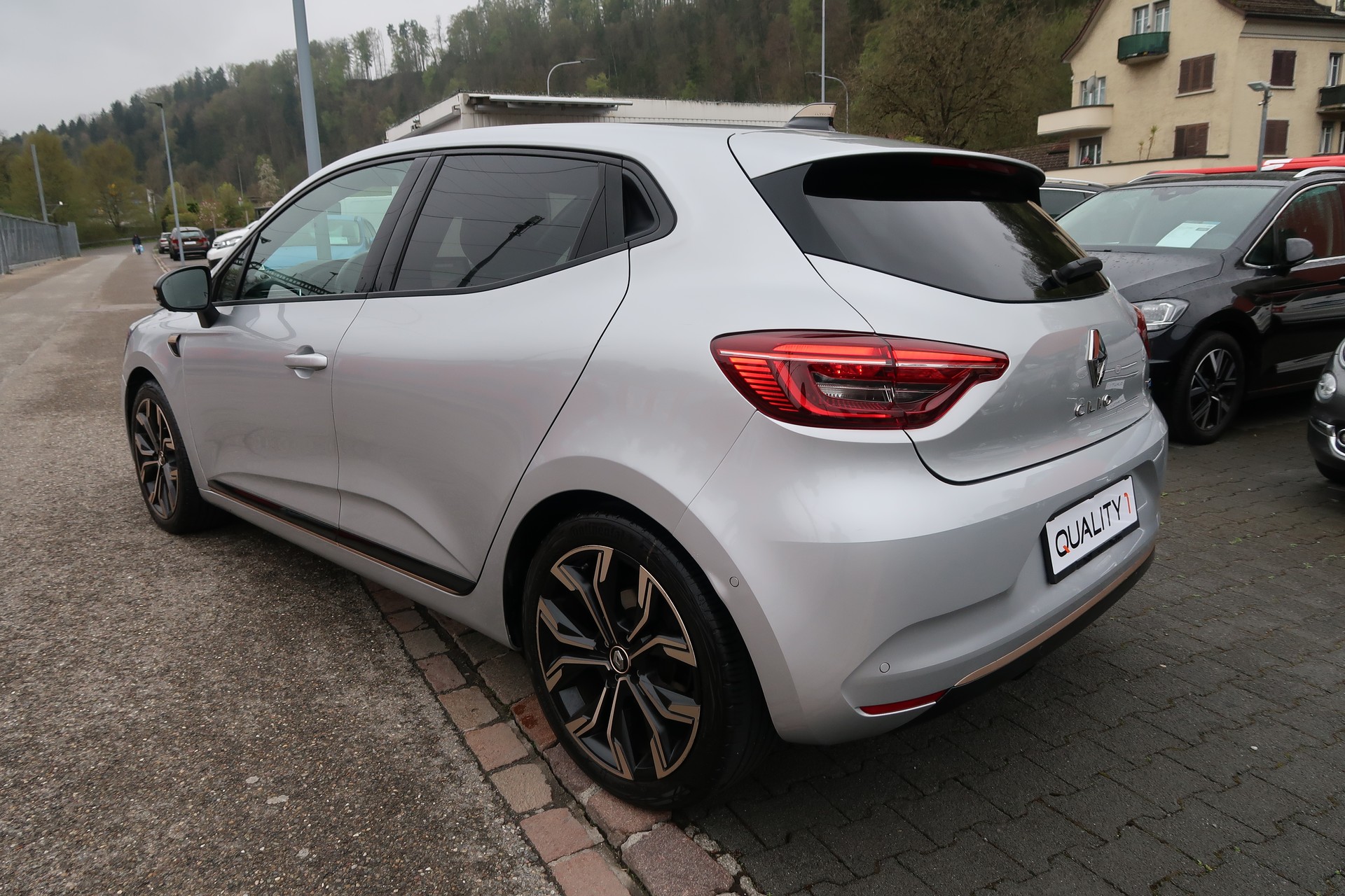 RENAULT Clio 1.6 E-Tech Lutecia-image-7