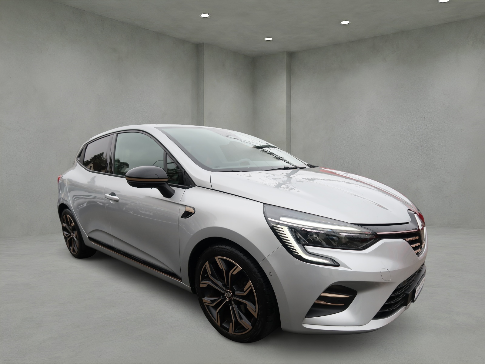 RENAULT Clio 1.6 E-Tech Lutecia-image-3