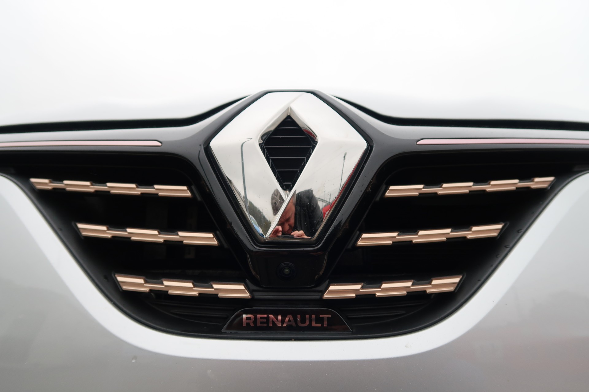 RENAULT Clio 1.6 E-Tech Lutecia-image-24